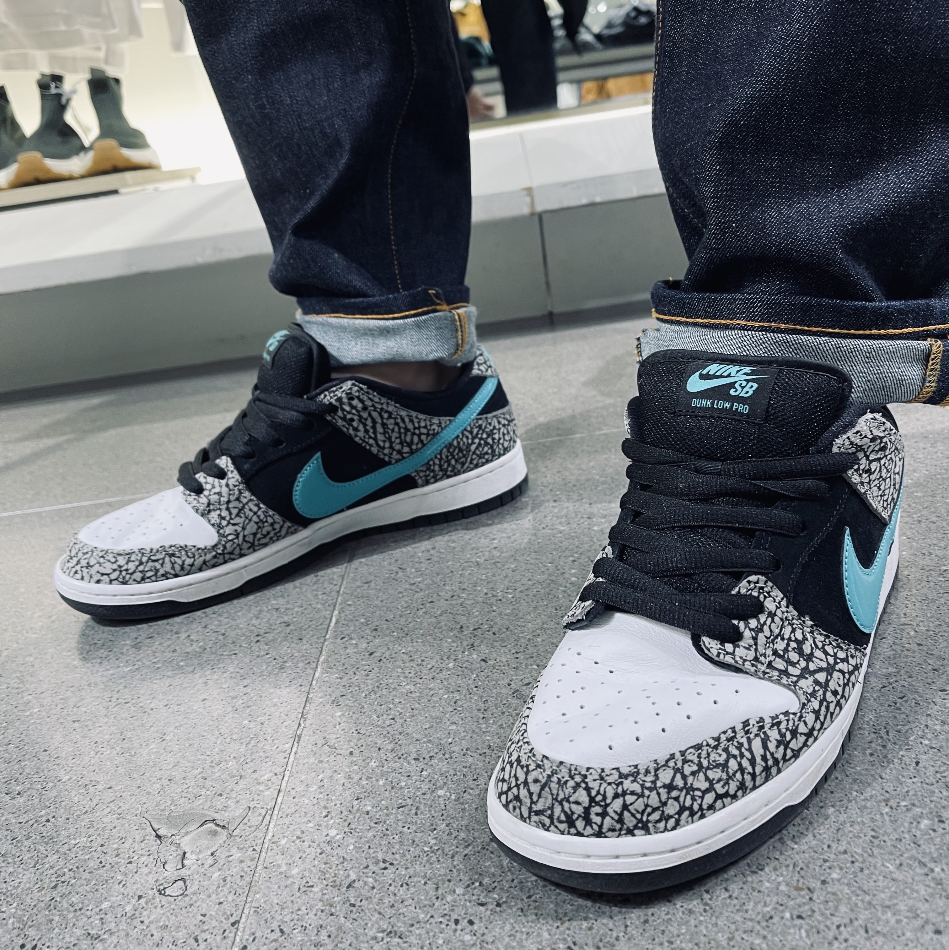 Nike SB Dunk Low Pro Clear Jade 착용 스타일 - 2