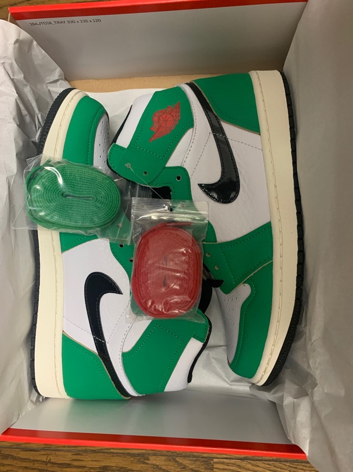 (W) Jordan 1 Retro High OG Lucky Green 착용 스타일