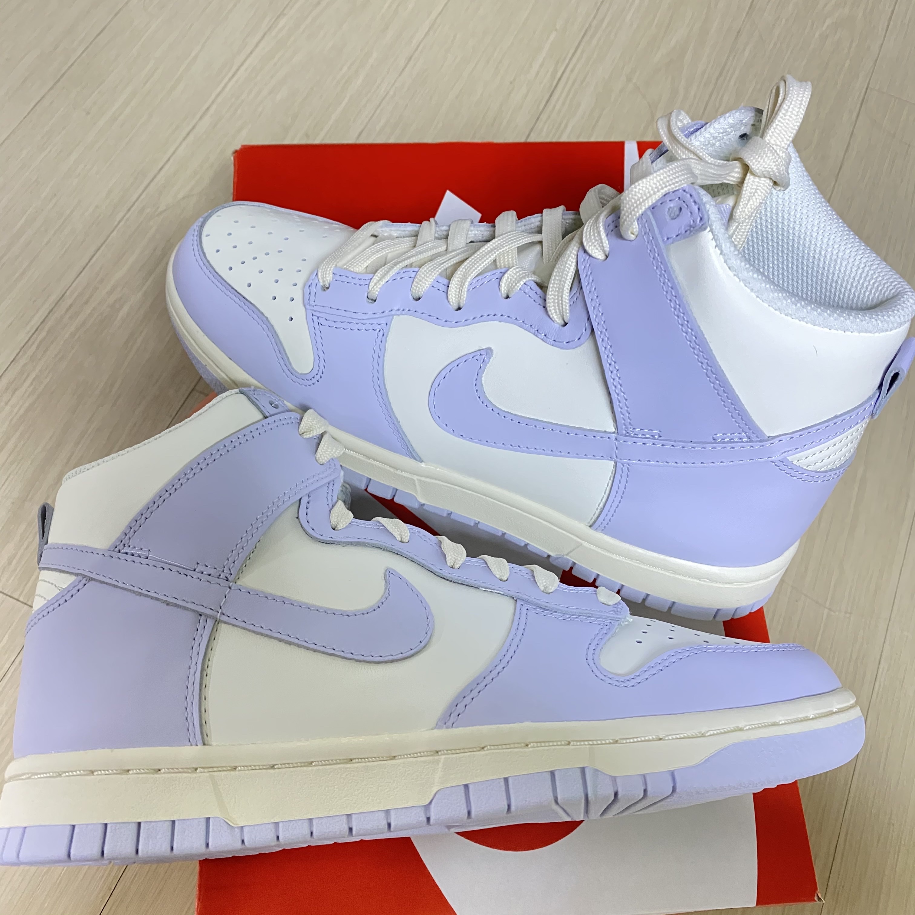 (W) Nike Dunk High Football Grey 착용 스타일 - 2