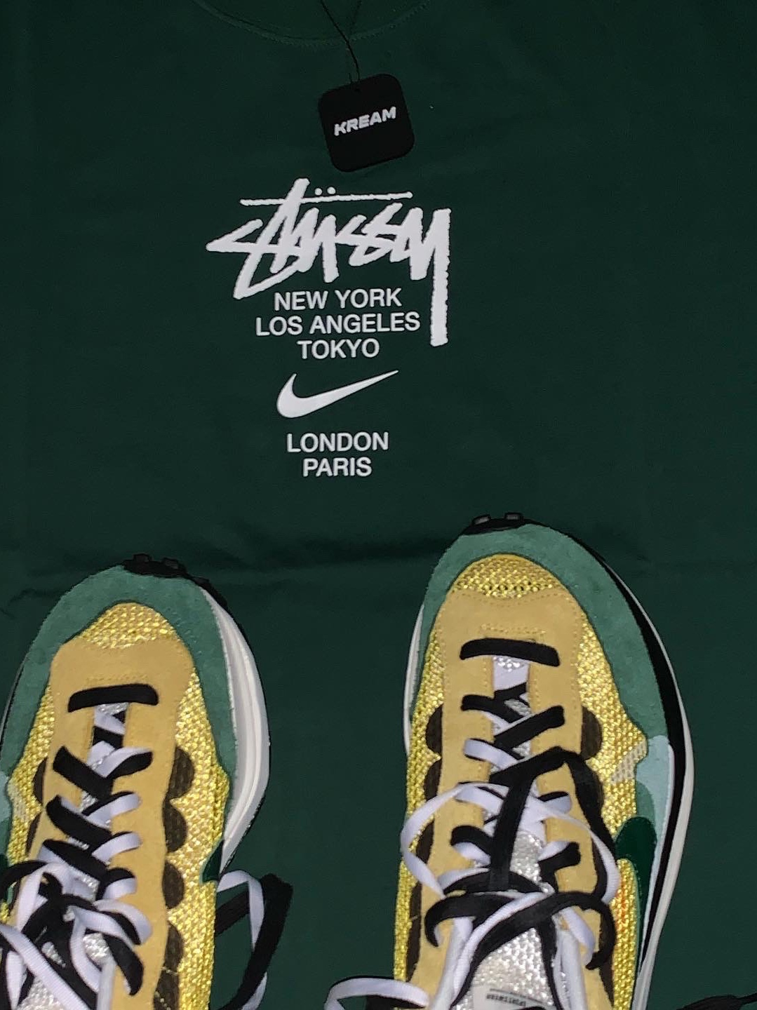 Nike x Stussy WT T-Shirt Green - US/EU, Nike x Sacai VaporWaffle Tour Yellow & Gorge Green Sail 착용 스타일 - 4