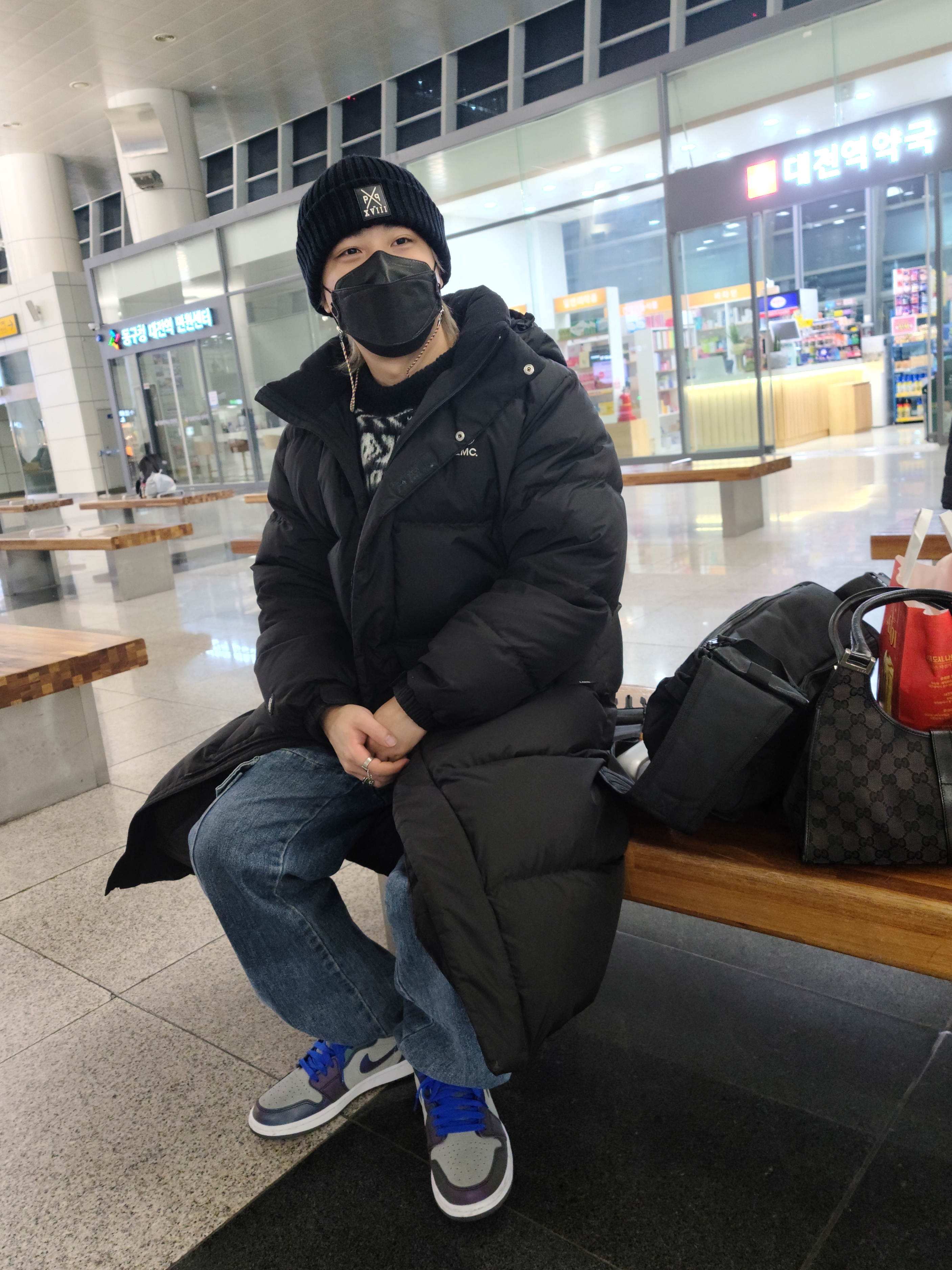 Jordan 1 x League of Legends Zoom Air CMFT Esports 착용 스타일