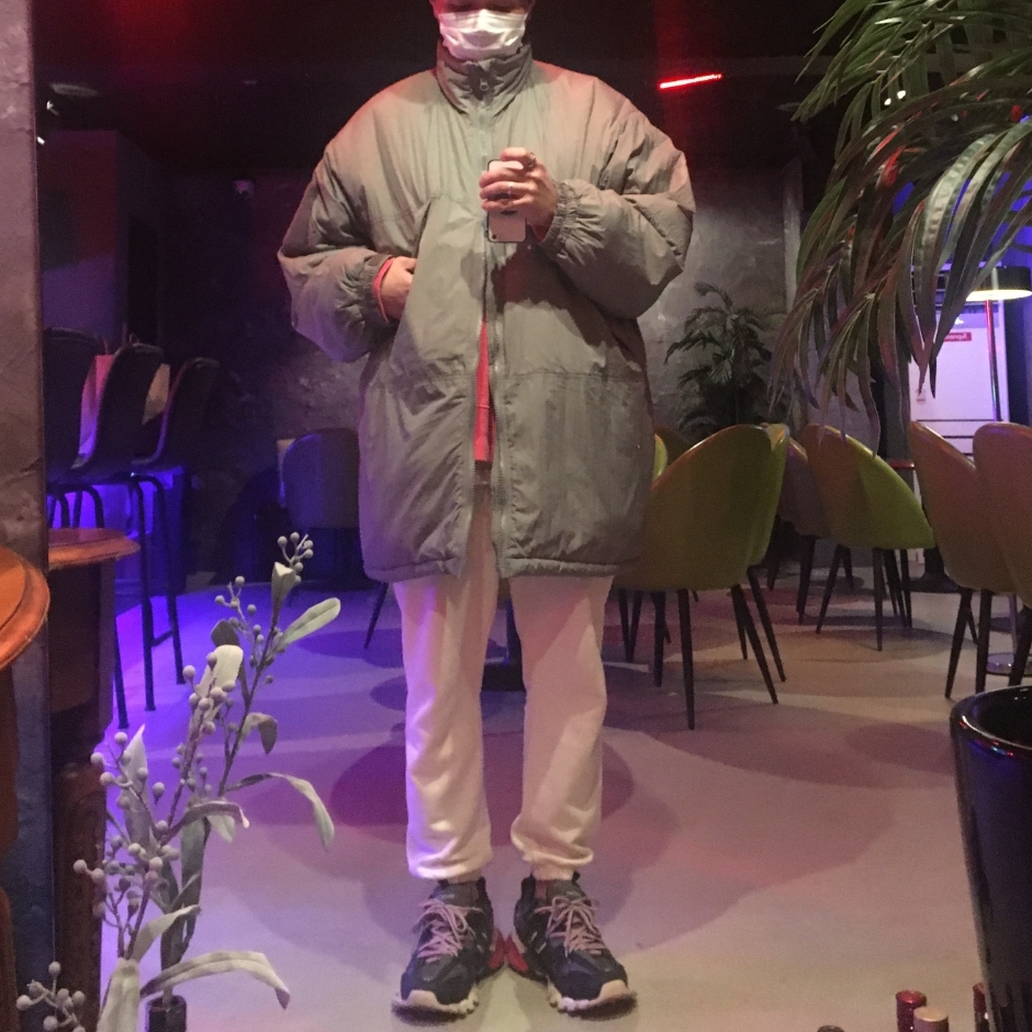 Balenciaga Track Sneakers Black Red 2019 착용 스타일