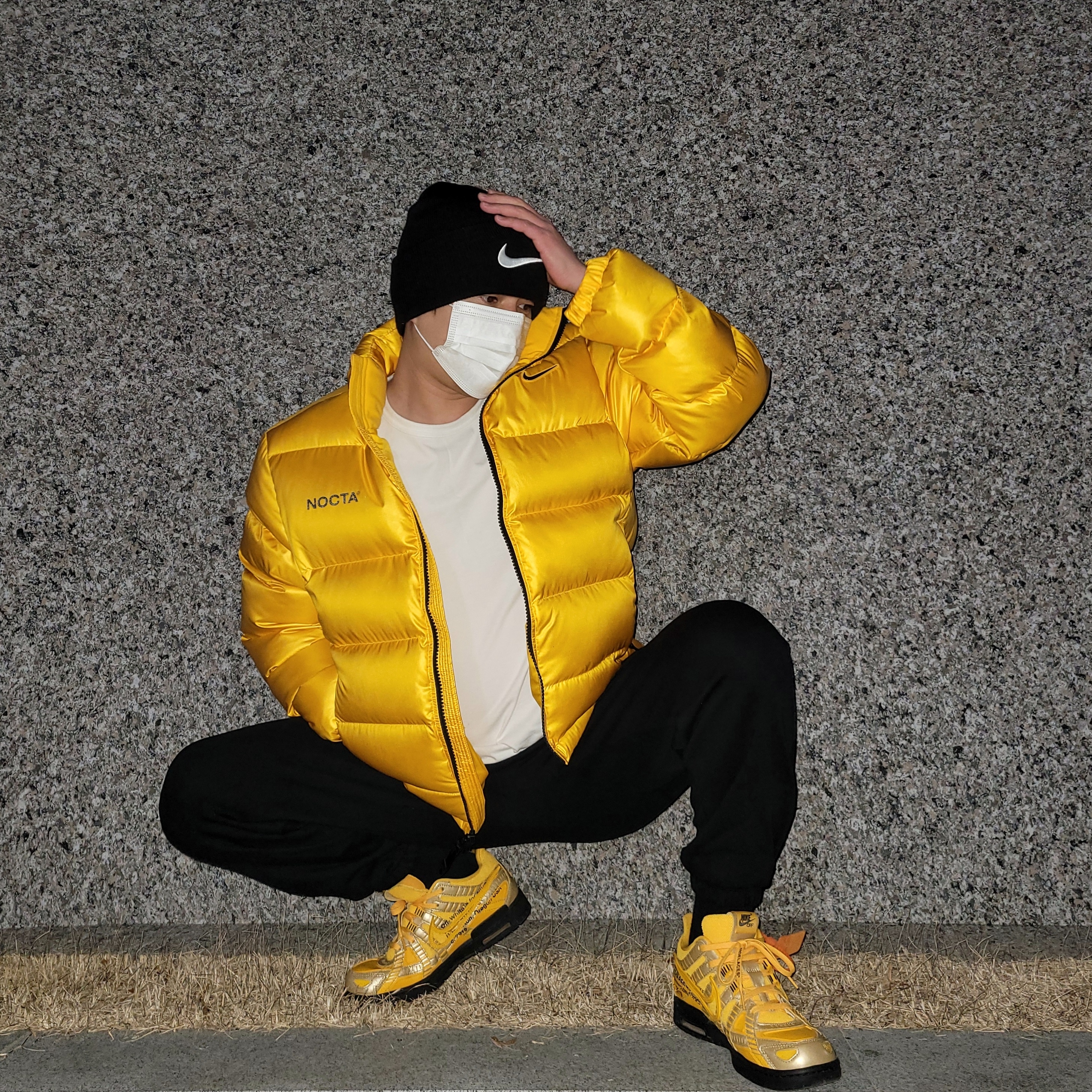 Nike x Drake Nocta Puffer Jacket University Gold - Asia, Nike x Off-White Air Rubber Dunk University Gold 착용 스타일 - 1
