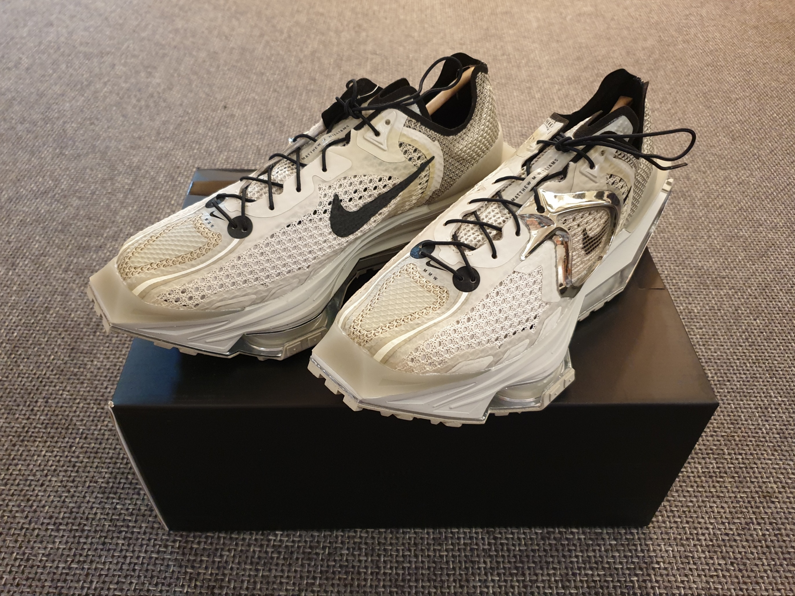Nike x Matthew M Williams Zoom 004 Stone 착용 스타일 - 1