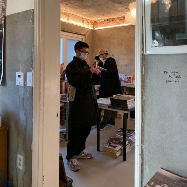 New Balance 992 Made in USA Grey - D Standard 착용 스타일