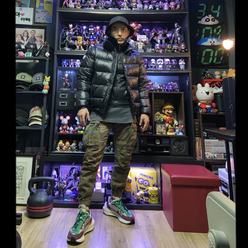Nike x Sacai VaporWaffle String & Black Villain Red 착용 스타일 - 2
