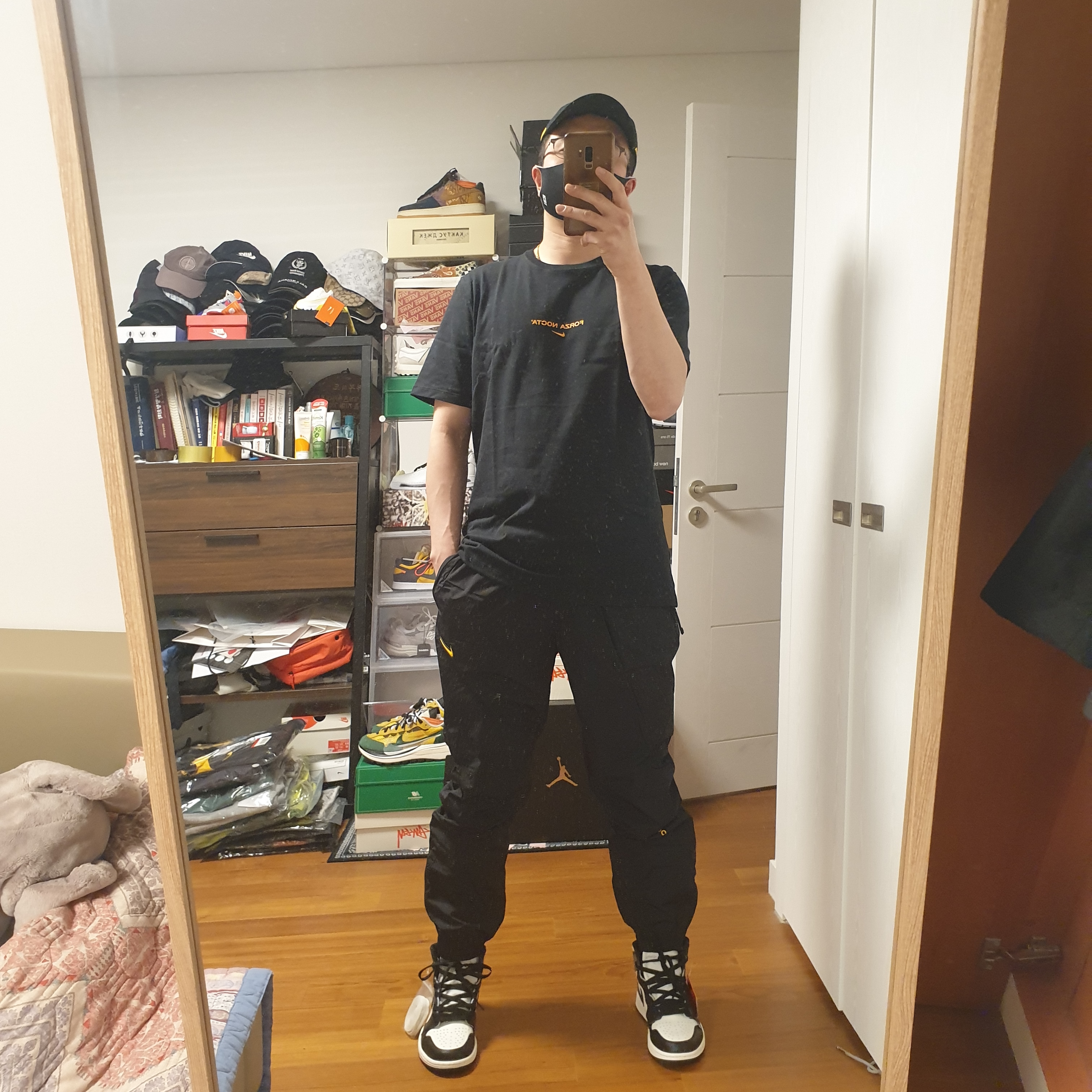 Nike x Drake Nocta Essential Cap Black, Nike x Drake Nocta Essential Track Pants Black - US/EU 착용 스타일 - 2