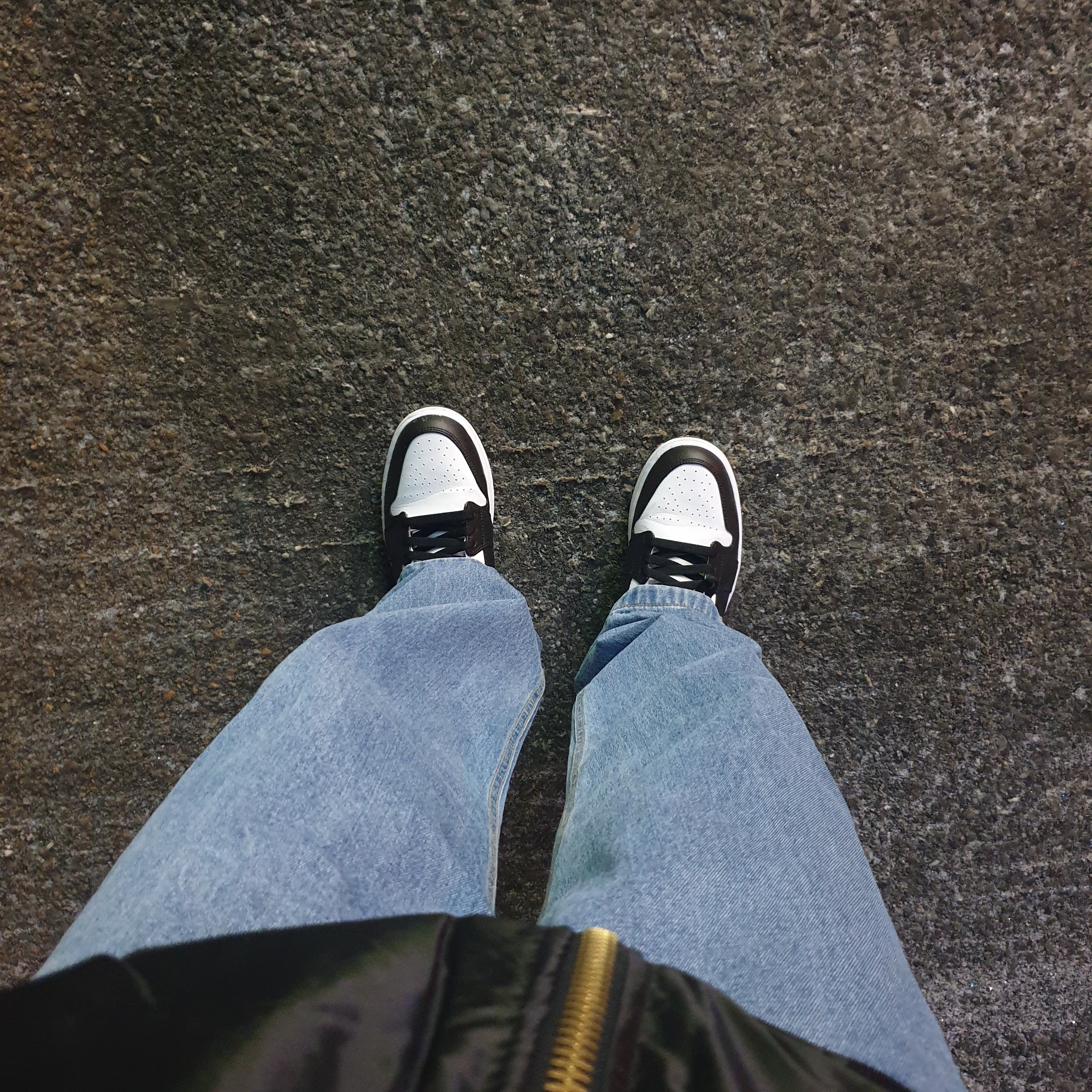 Jordan 1 Mid White Shadow 착용 스타일 - 2