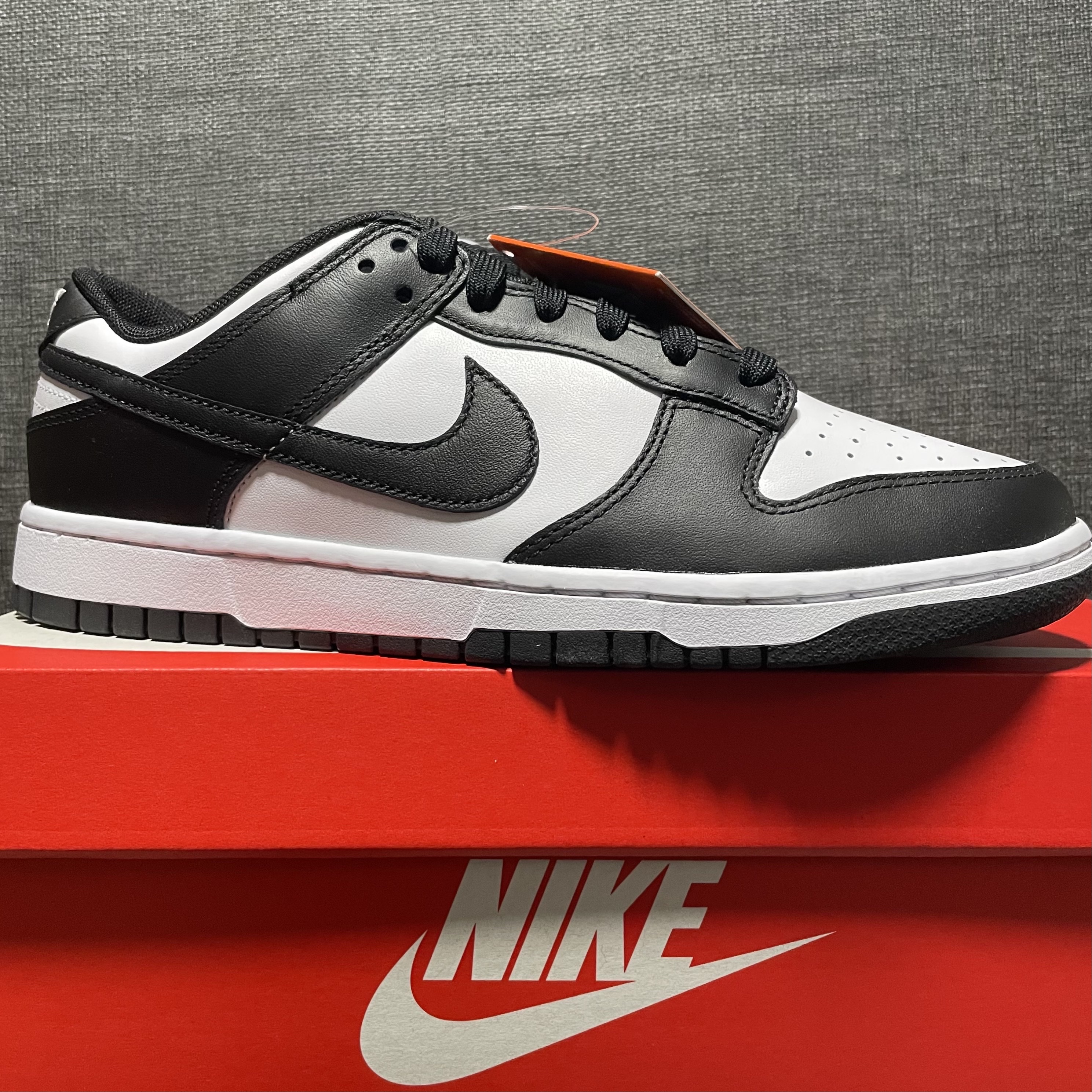 Nike Dunk Low Retro Black 착용 스타일