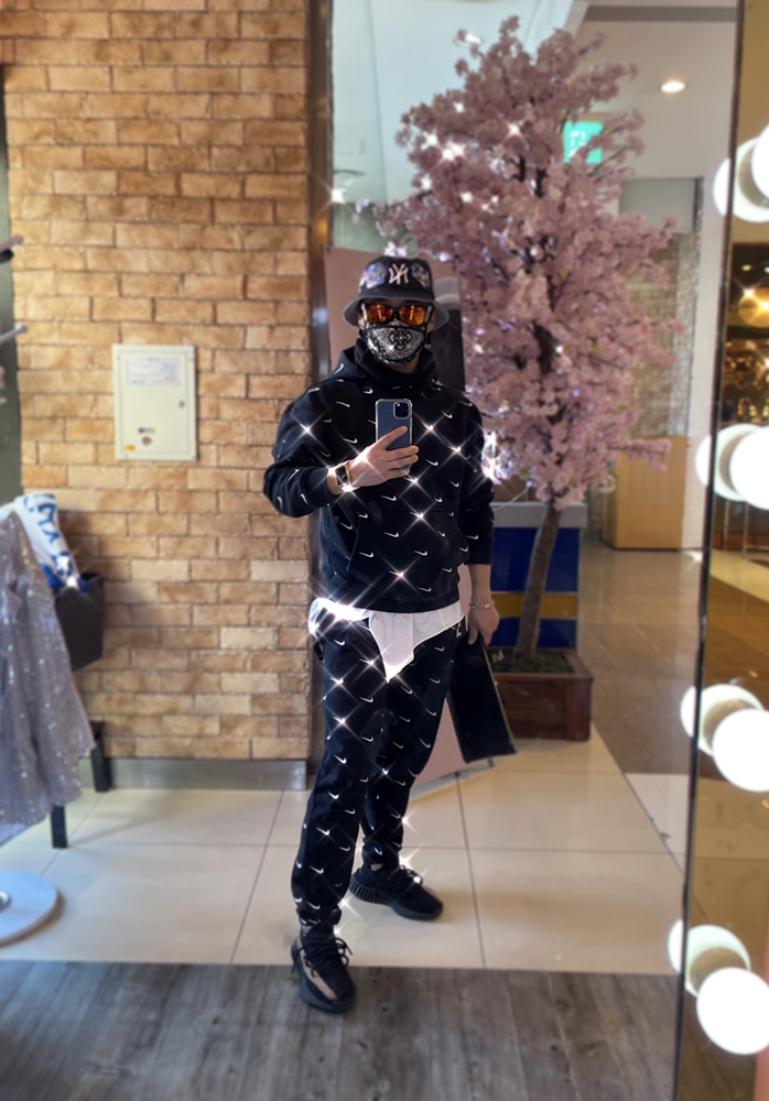 KREAM 프로필 이미지