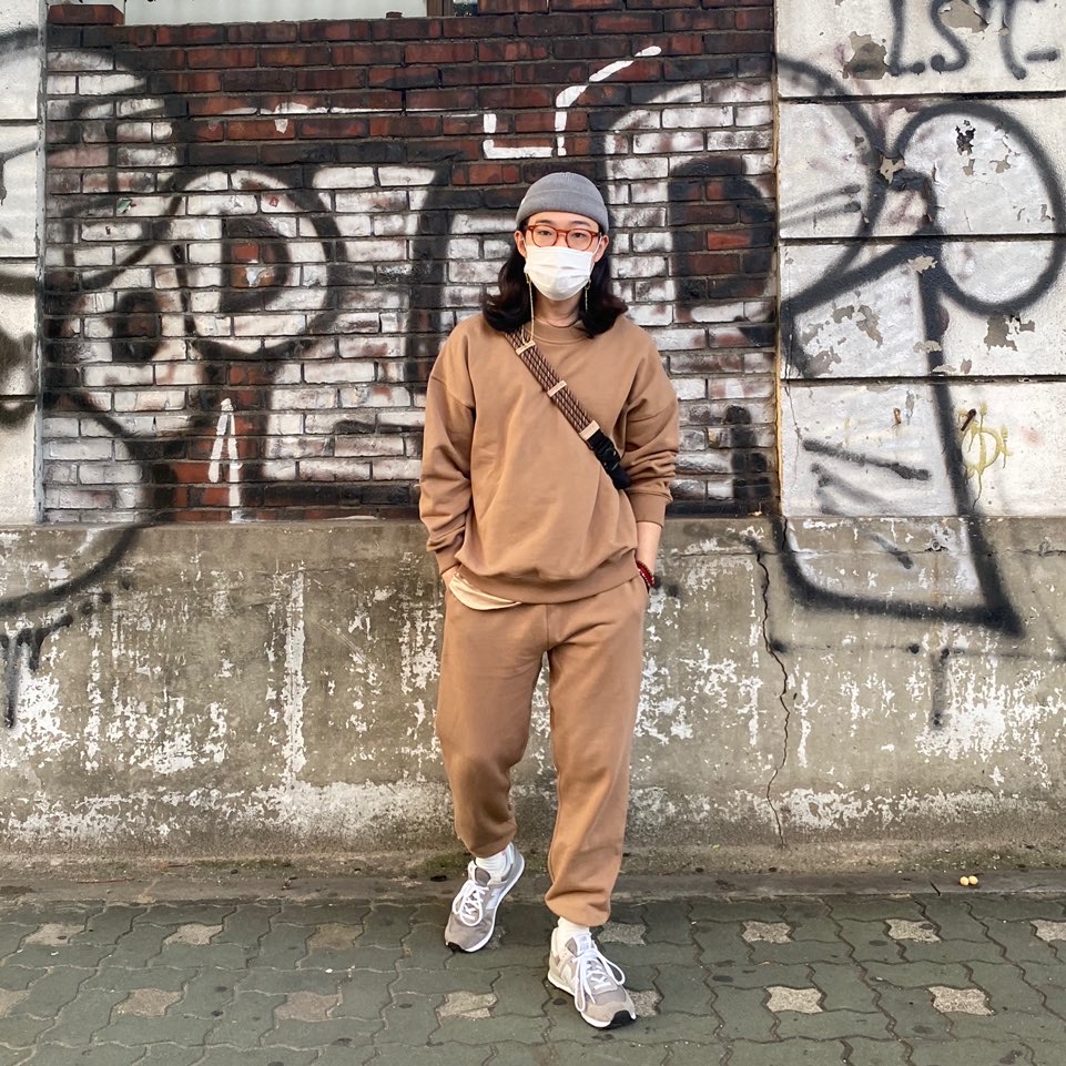 New Balance 574 Grey - D Standard 착용 스타일