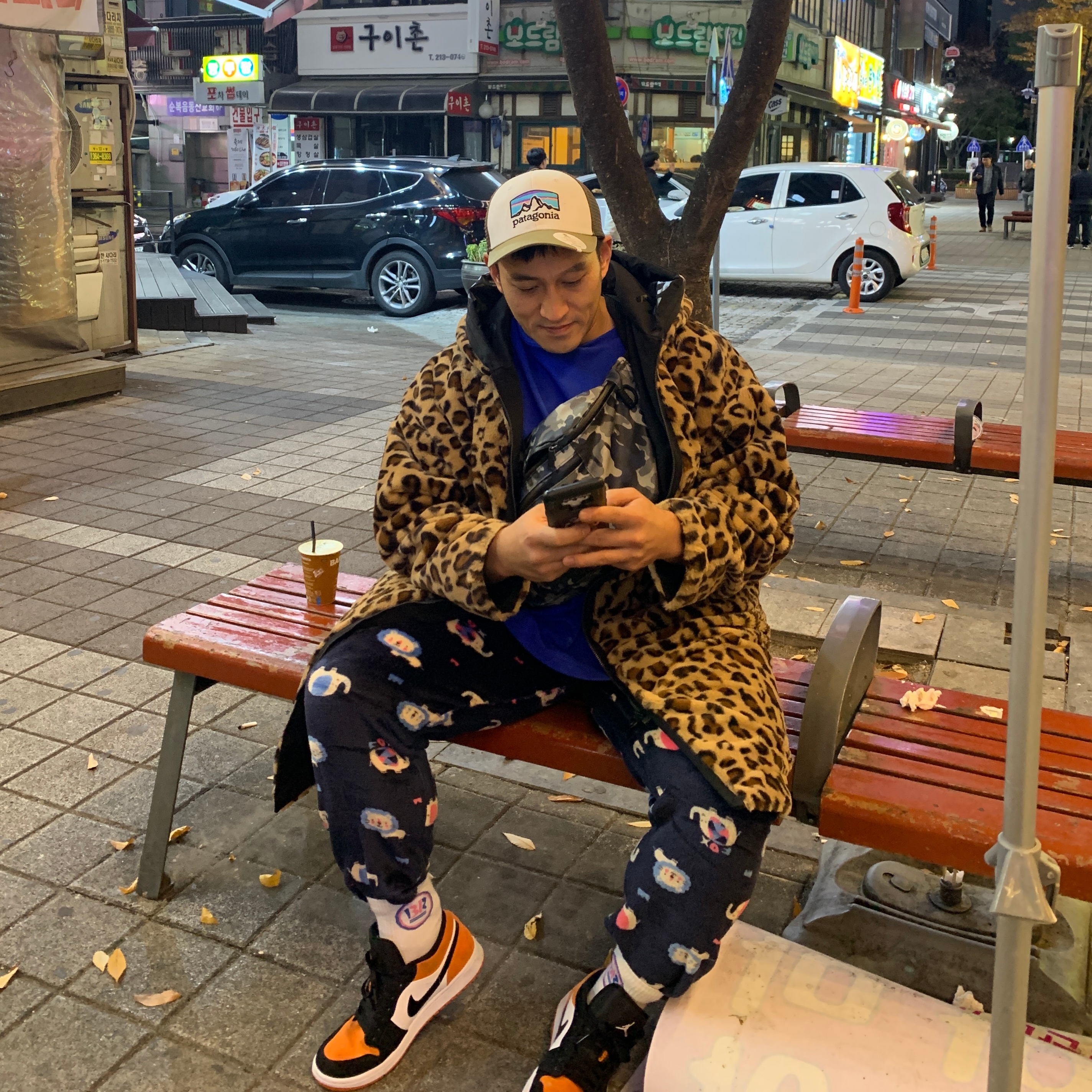 Jordan 1 Low Shattered Backboard 착용 스타일