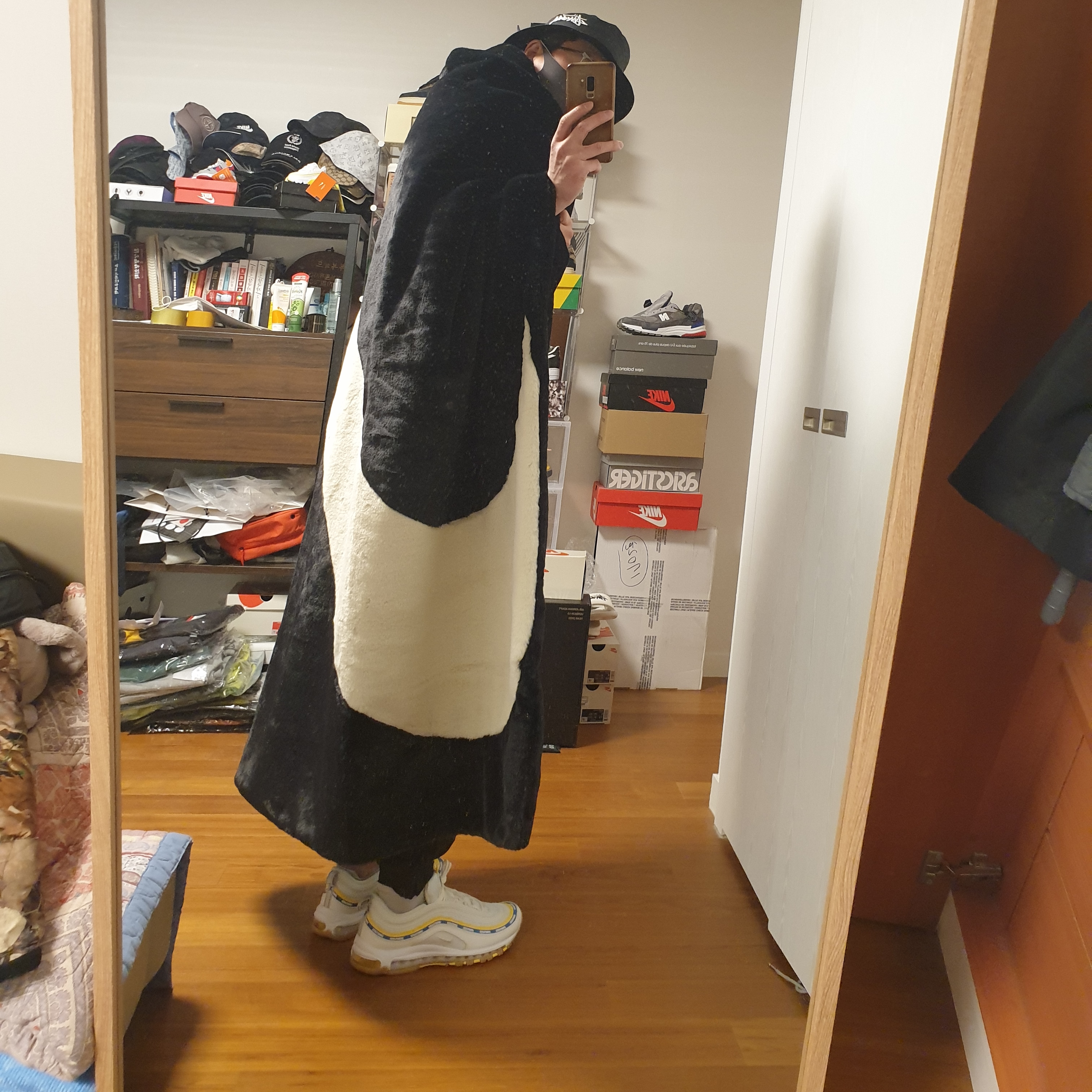 Nike x Stussy Bucket Hat Black, Nike x Undefeated Air Max 97 White 착용 스타일 - 2