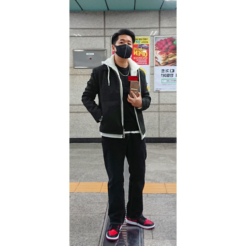 Jordan 1 Mid Bred Banned 2020 착용 스타일