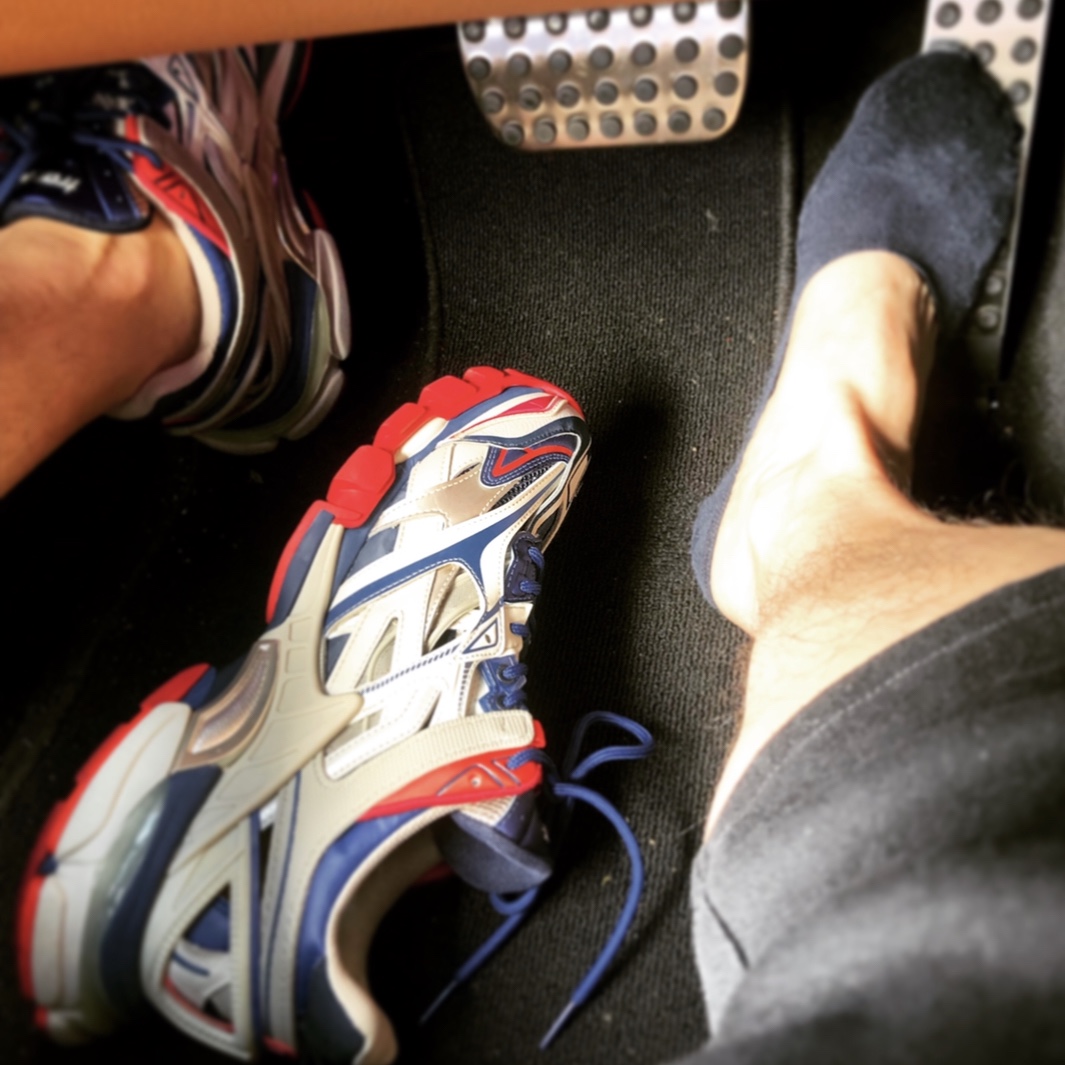 Balenciaga Track.2 Sneakers Blue Red 2019 착용 스타일