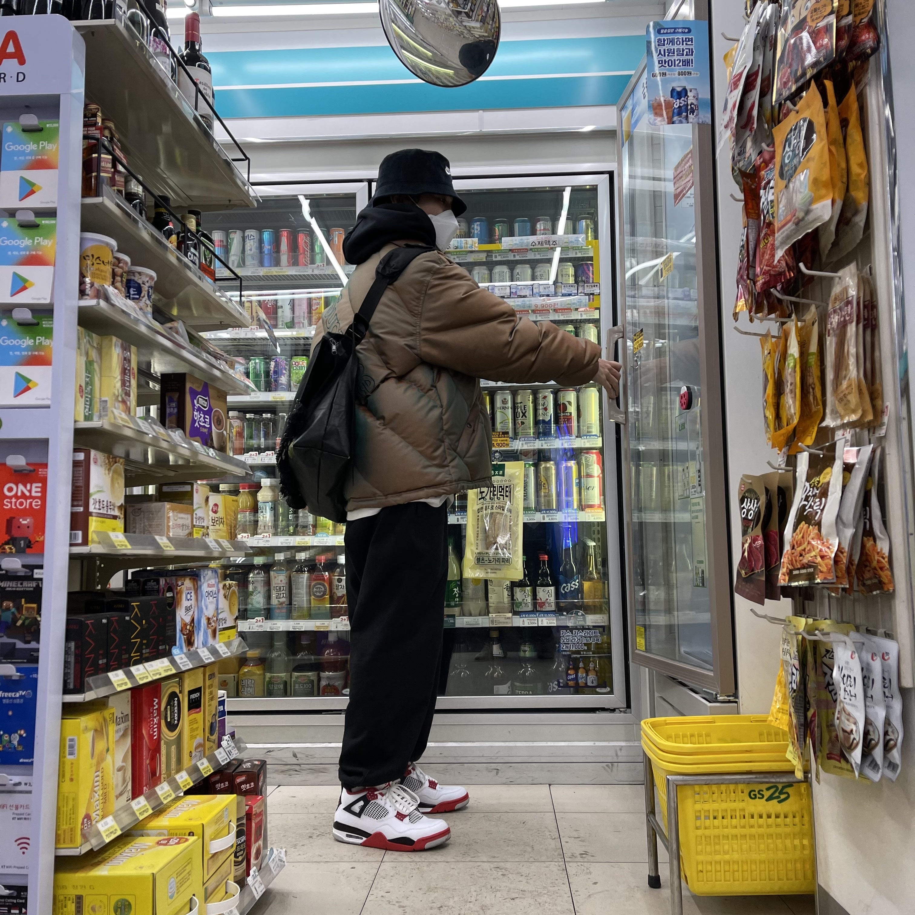 Jordan 4 Retro OG Fire Red 2020 착용 스타일