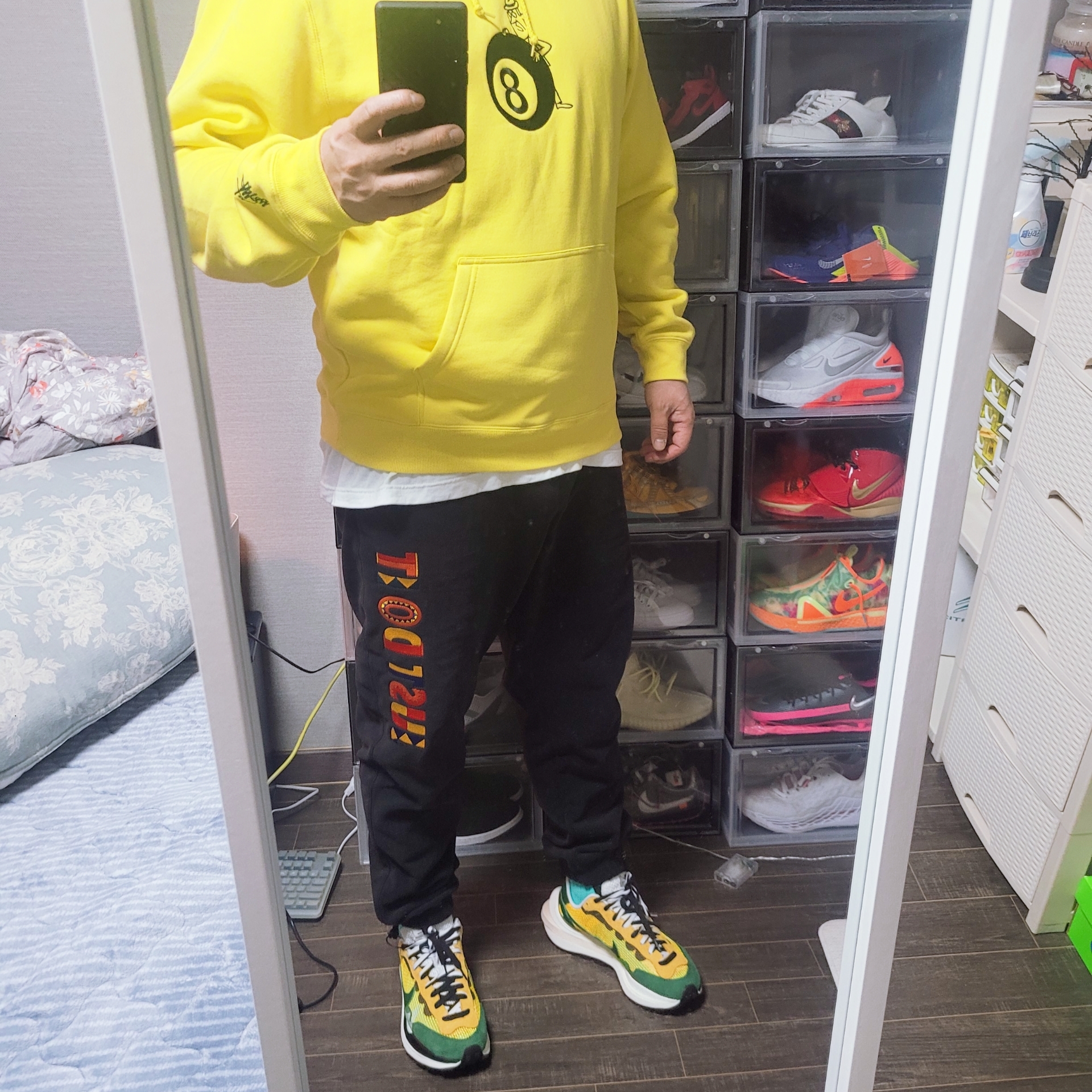 Nike x Sacai VaporWaffle Tour Yellow & Gorge Green Sail 착용 스타일 - 2