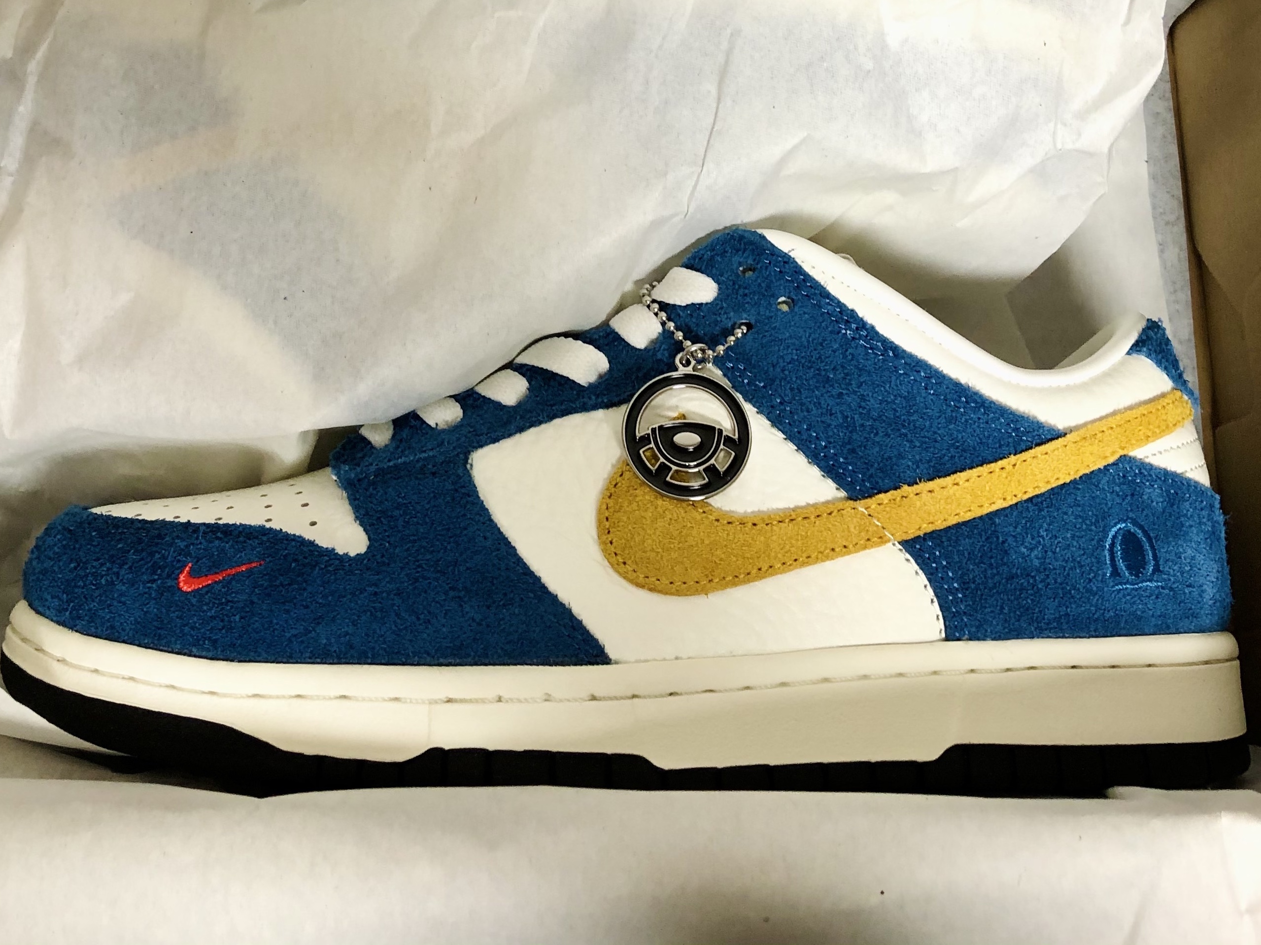 Nike x Kasina Dunk Low 80's Bus 착용 스타일