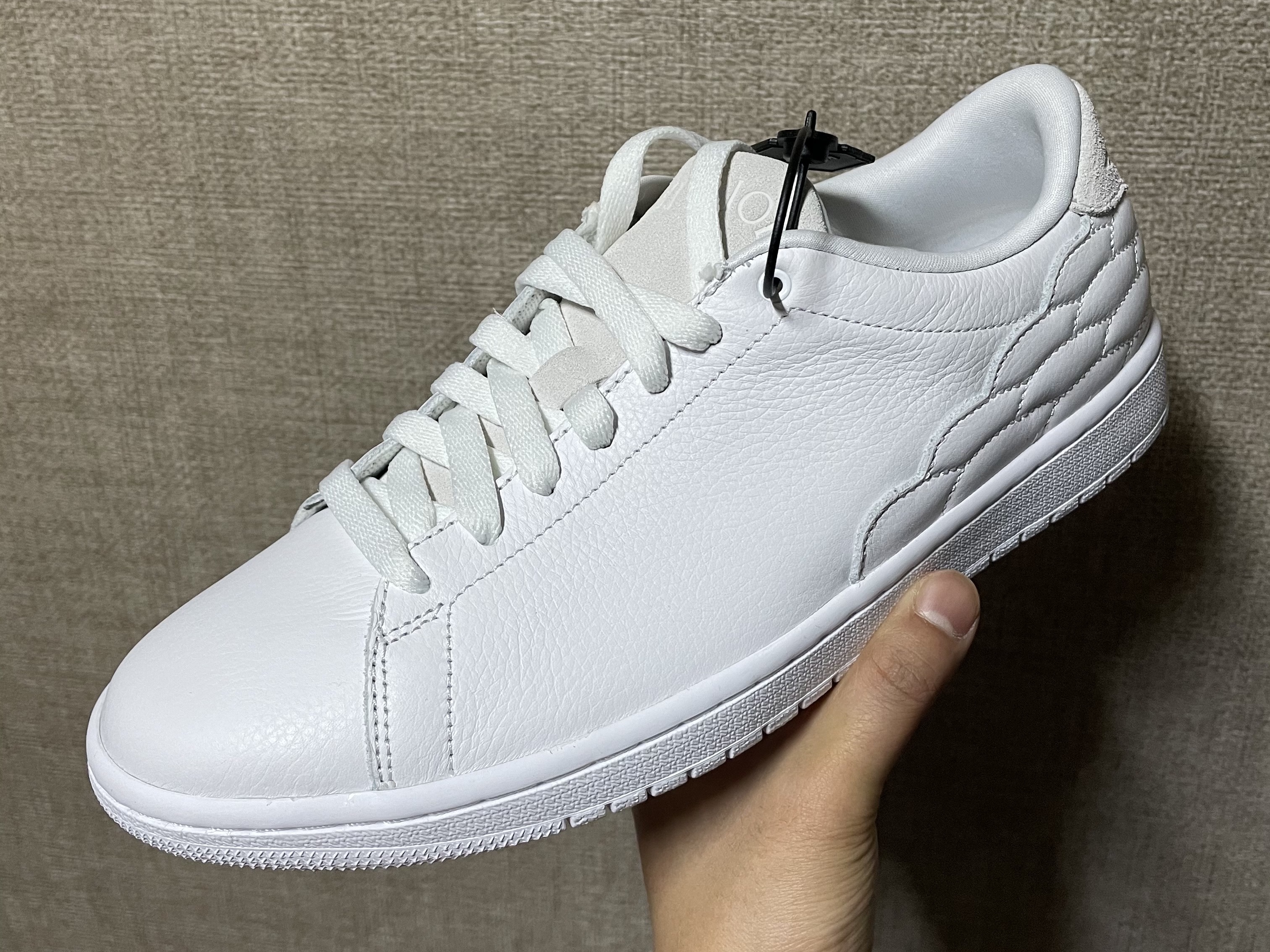 Jordan 1 Centre Court White On White 착용 스타일 - 2