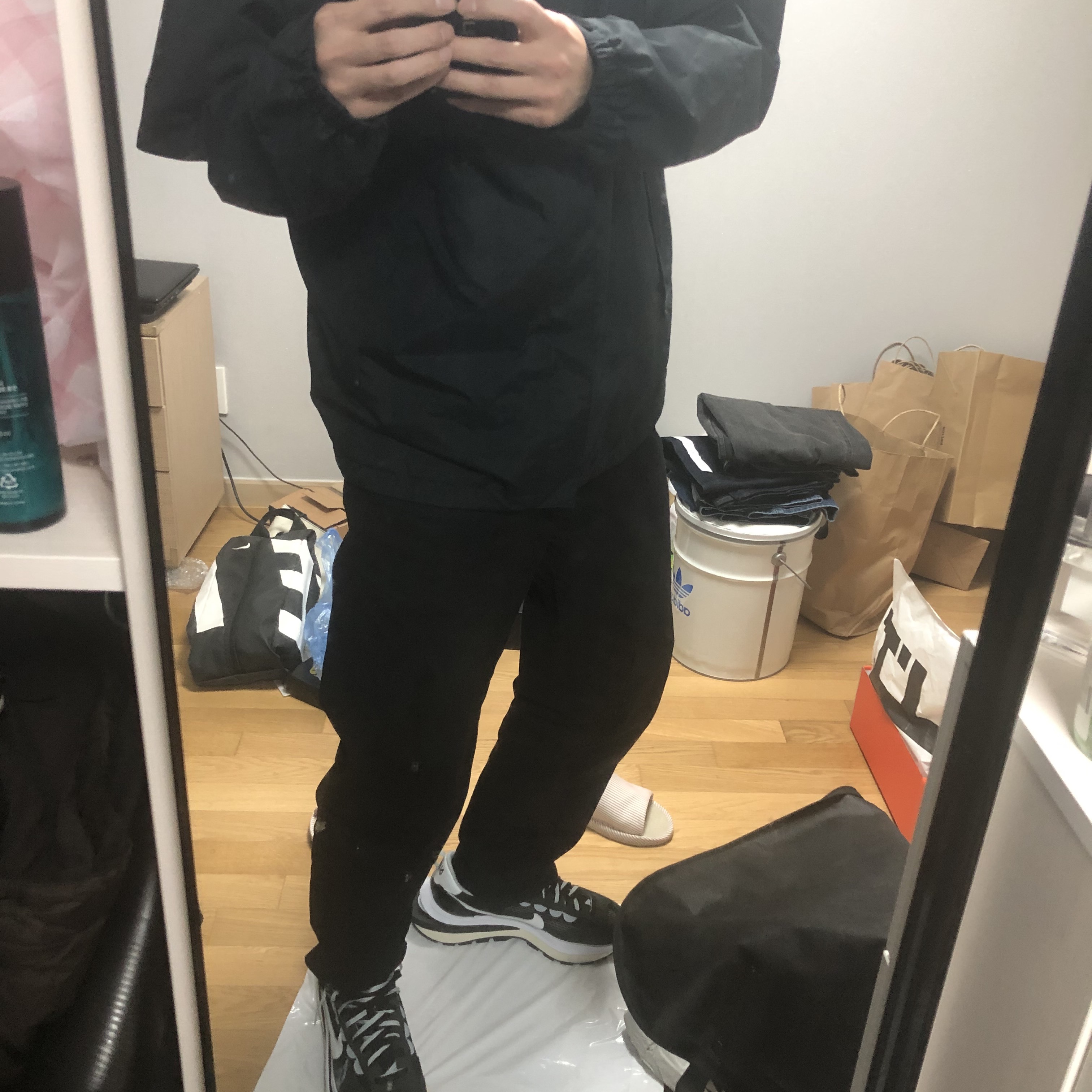 Nike x Sacai VaporWaffle Black White 착용 스타일