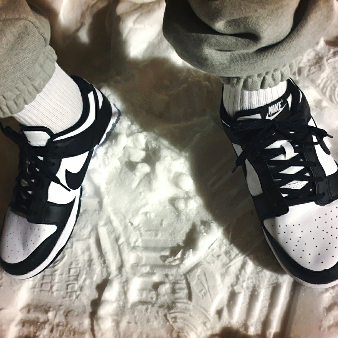 Nike Dunk Low Retro Black 착용 스타일 - 4