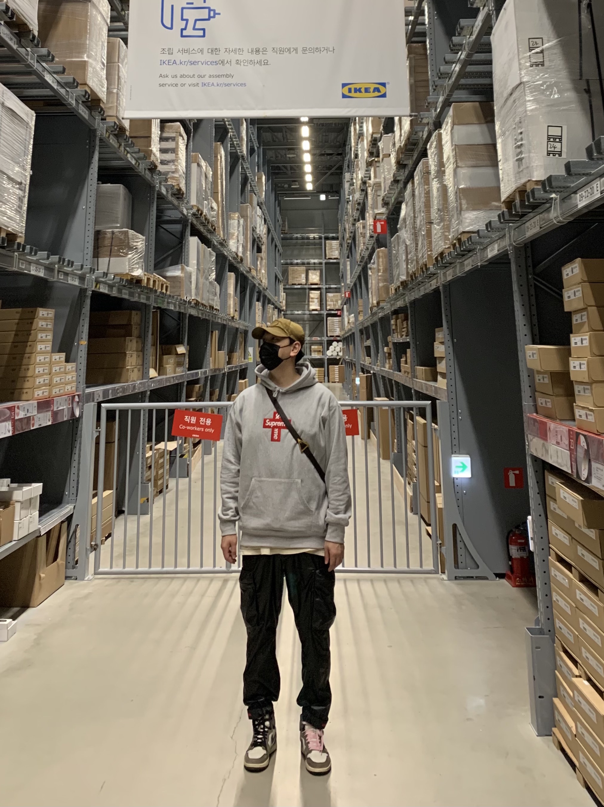 Jordan 1 x Travis Scott Retro High OG SP Mocha, Supreme Cross Box Logo Hooded Sweatshirt Heather Grey - 20FW 착용 스타일 - 2