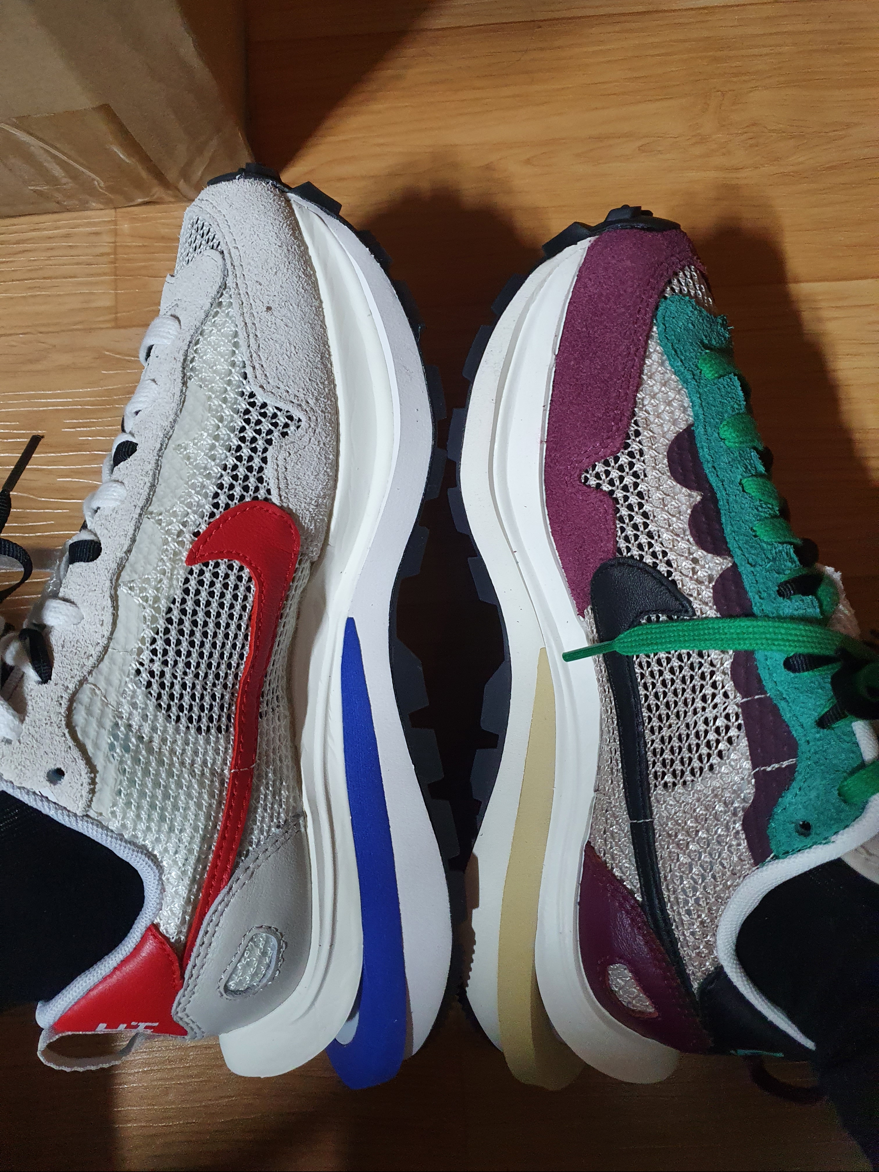 Nike x Sacai VaporWaffle String & Black Villain Red, Nike x Sacai VaporWaffle Royal Fuchsia 착용 스타일