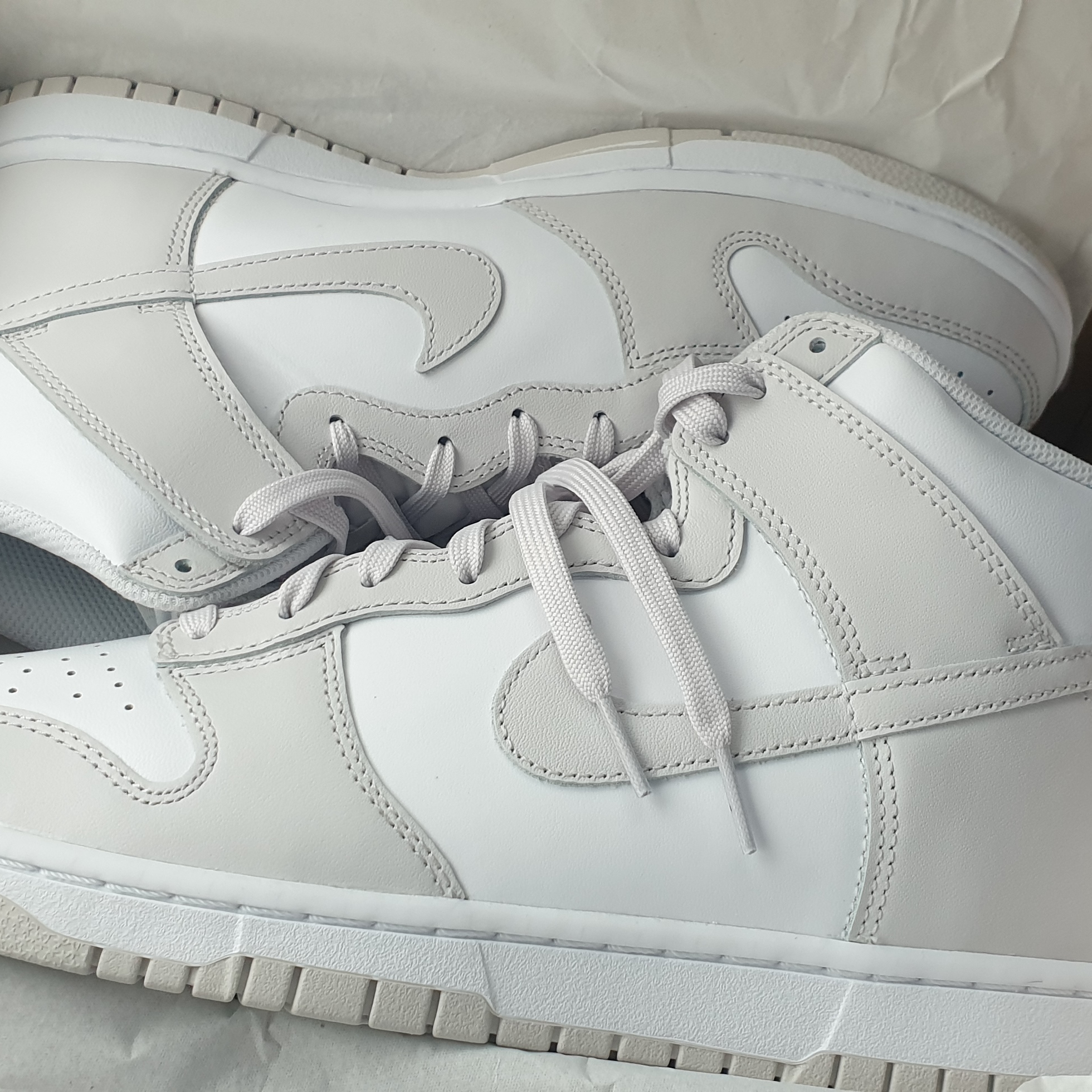 Nike Dunk High Retro Vast Grey 착용 스타일 - 1