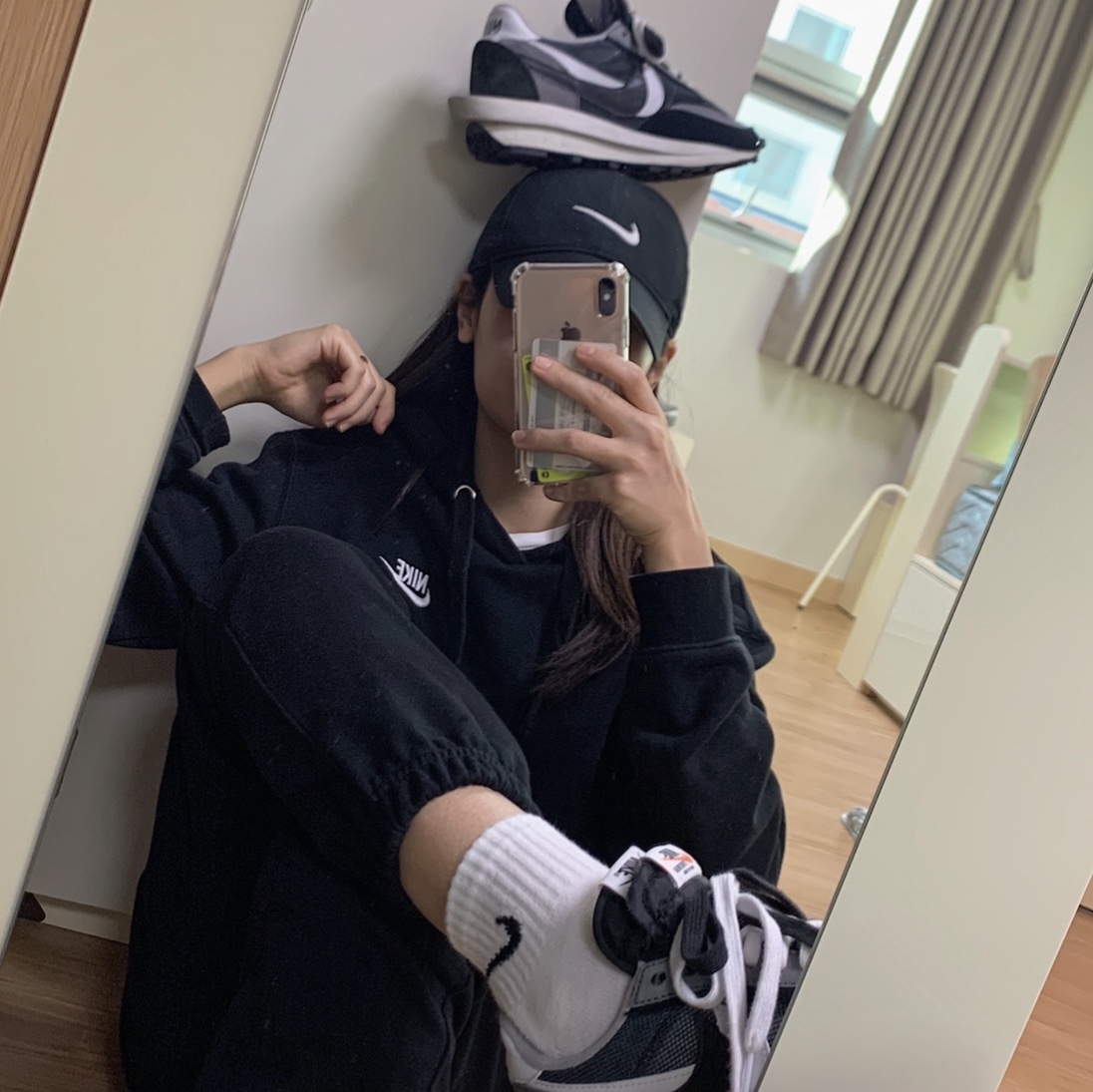 Nike x Sacai LDWaffle Black 착용 스타일