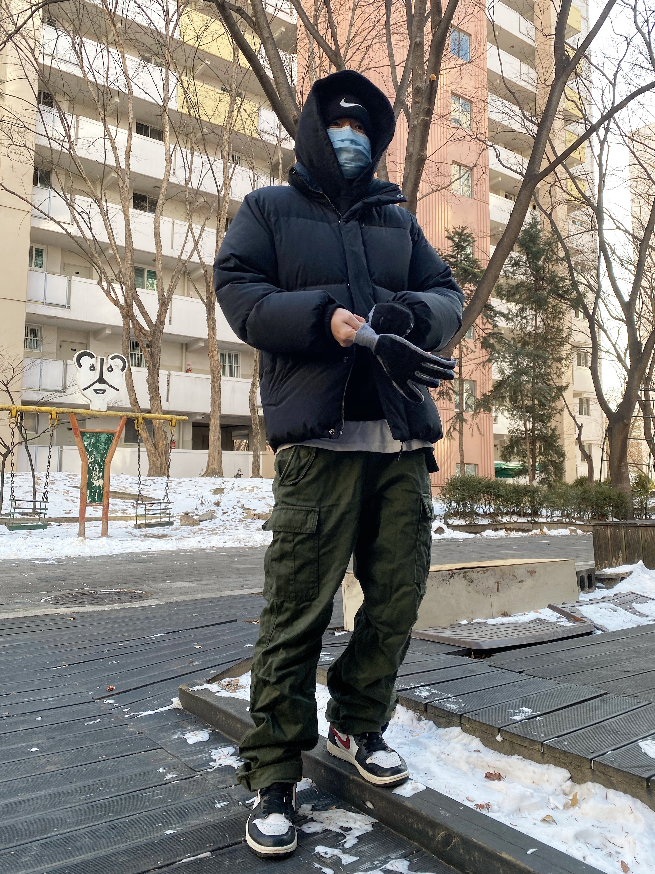 Jordan 1 Retro High OG Gym Red, Nike x Stussy Cuff Beanie Black 착용 스타일