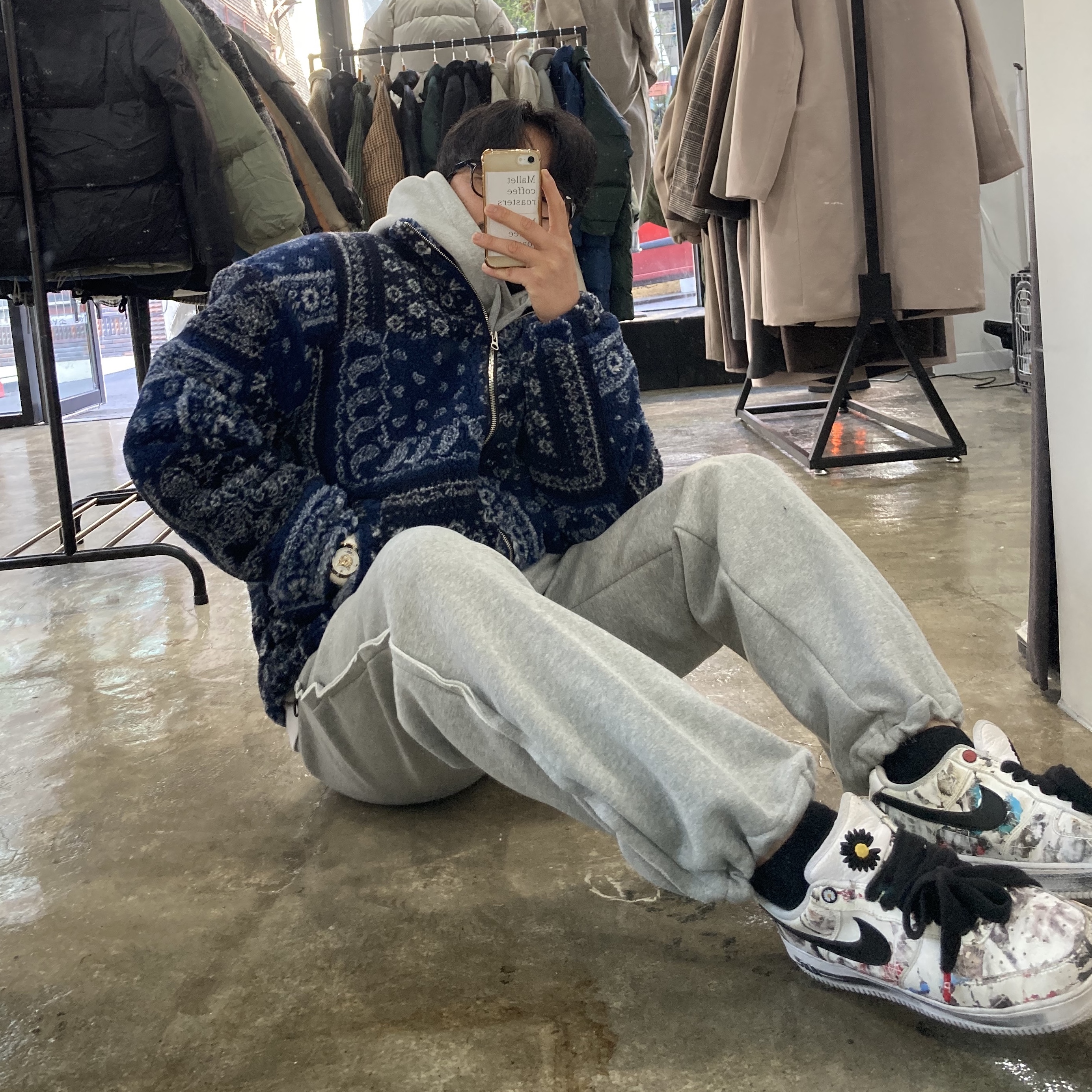 Nike x Peaceminusone Air Force 1 Low Para-Noise 2.0 착용 스타일