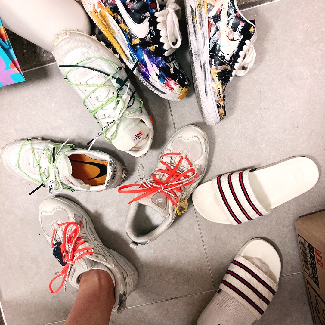 Asics Gel-Kayano 5 OG Chemist Creations Marshmallow, Nike x Peaceminusone Air Force 1 Low Para-Noise 착용 스타일