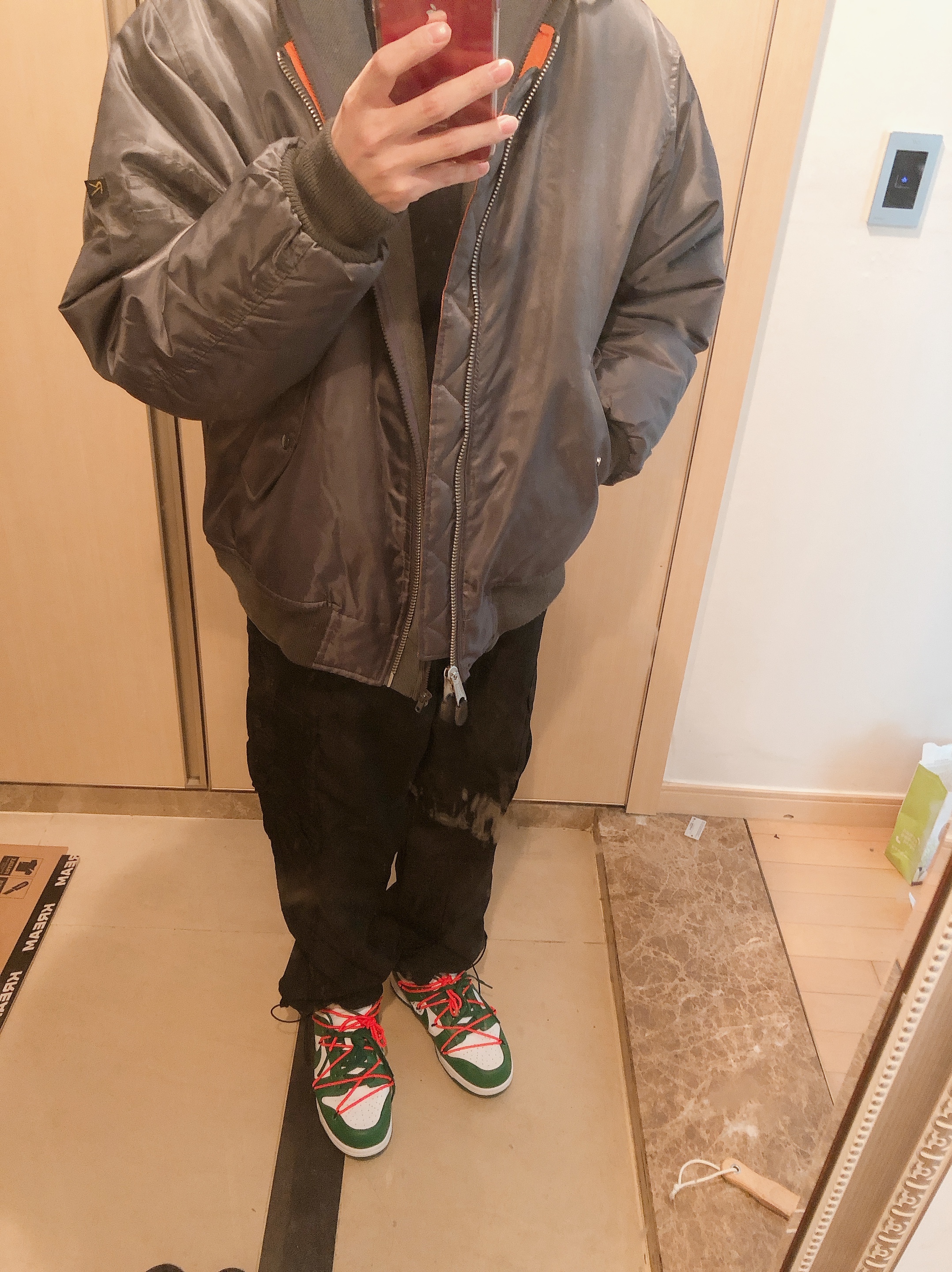 Nike x Off-White Dunk Low Pine Green 착용 스타일