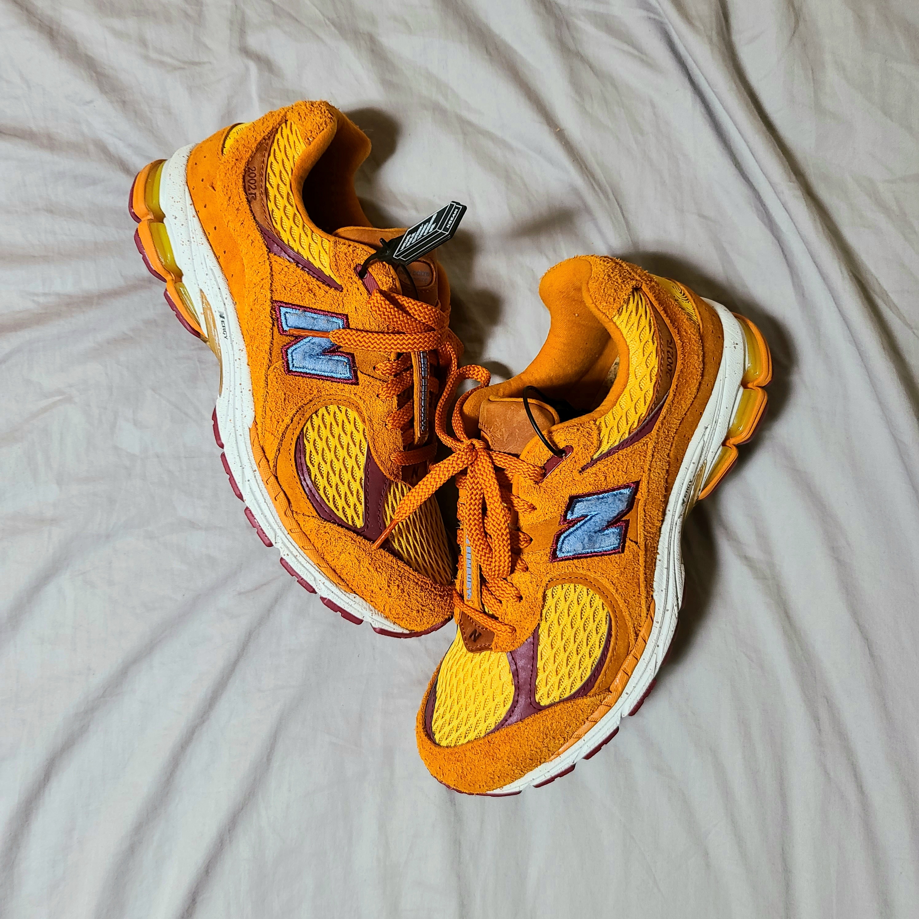New Balance x Salehe Bembury 2002R Peace Be the Journey 착용 스타일