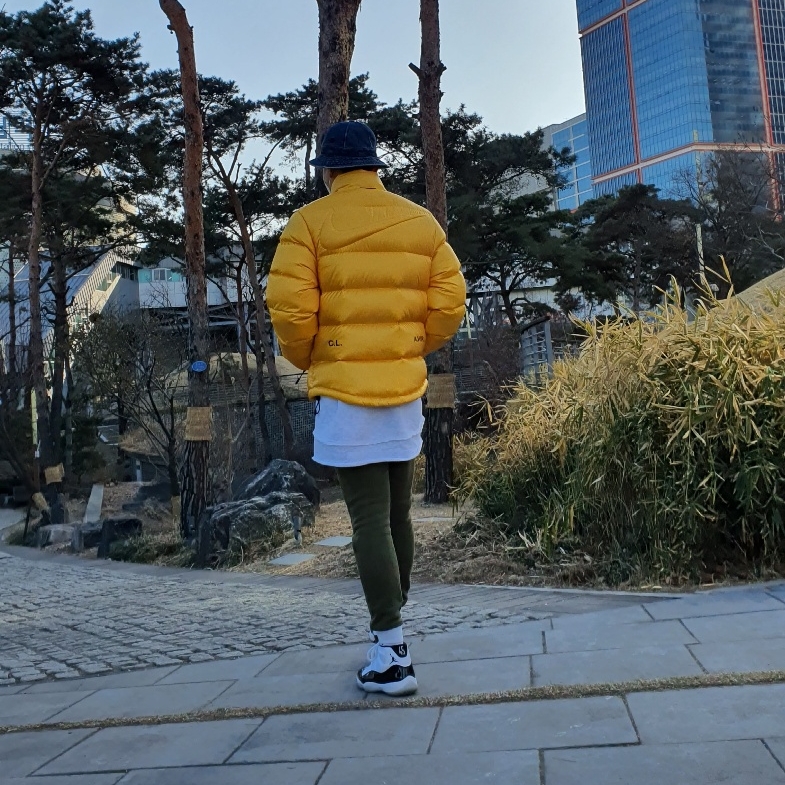 Nike x Drake Nocta Puffer Jacket University Gold - Asia, Jordan 11 Retro Concord 2018 착용 스타일