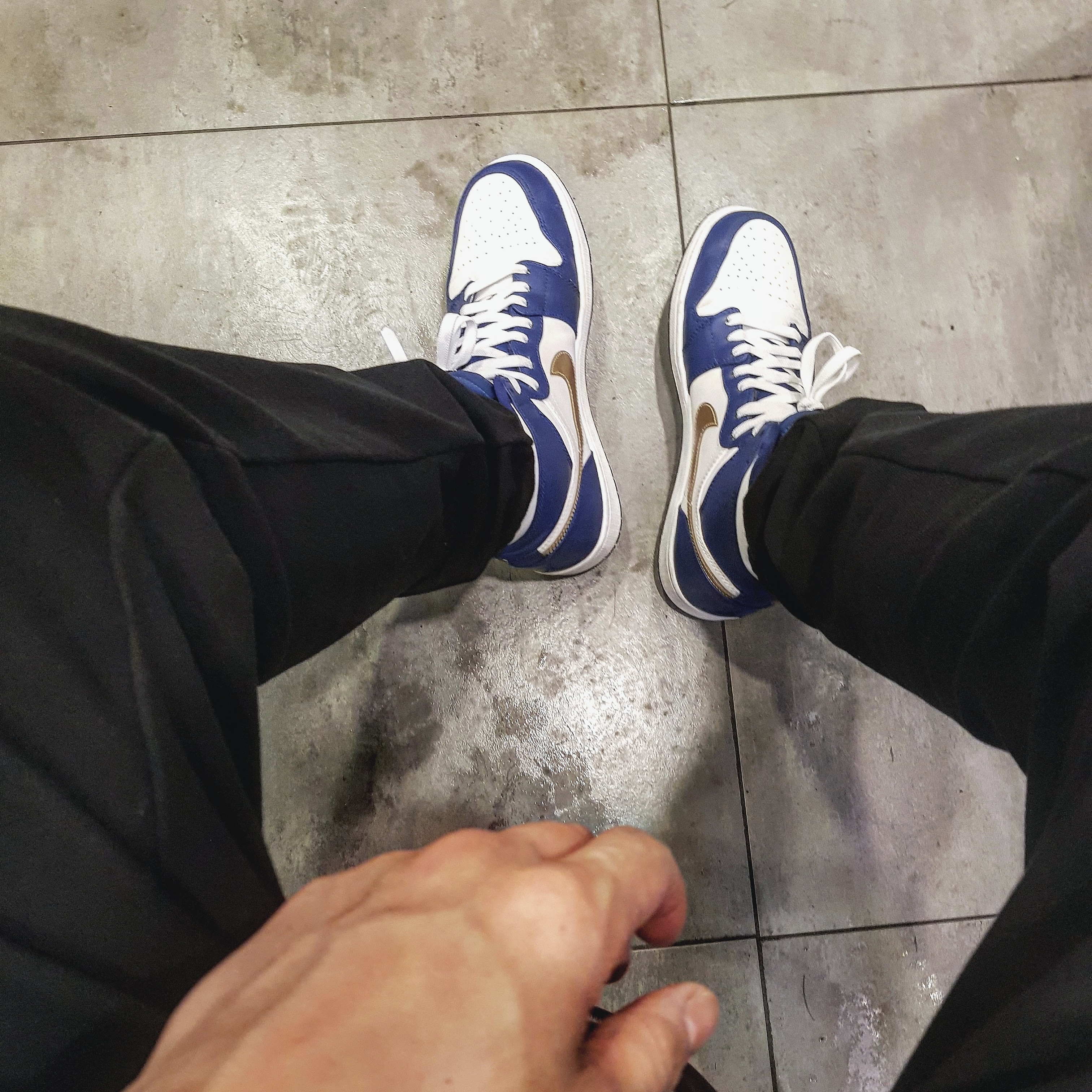 Jordan 1 Retro Gold Medal 착용 스타일