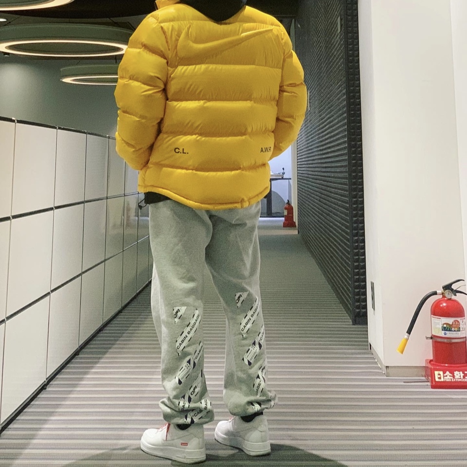 Nike x Drake Nocta Puffer Jacket University Gold - US/EU, Nike x Supreme Air Force 1 Low White 착용 스타일 - 1