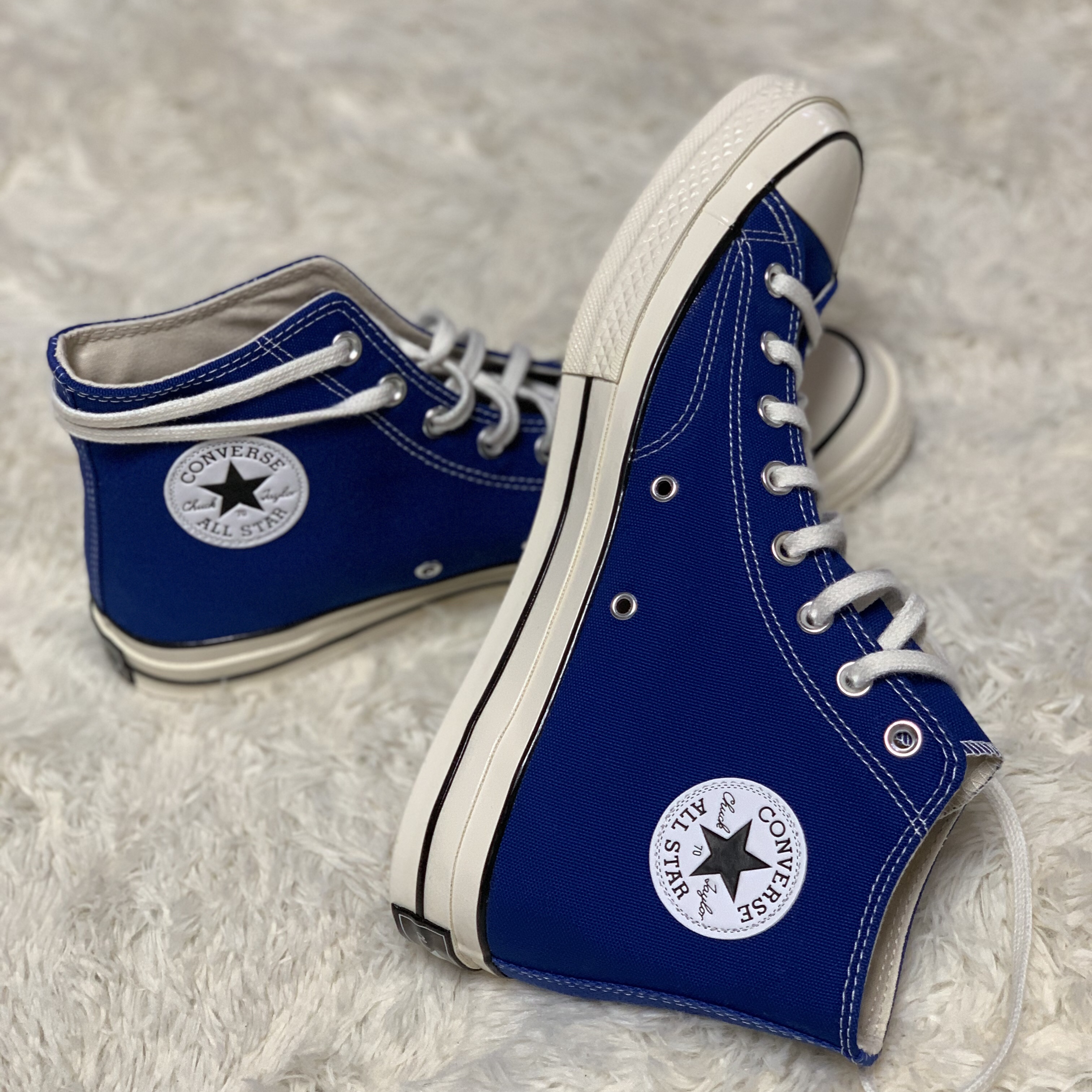 Converse Chuck 70 High True Navy 착용 스타일 - 1