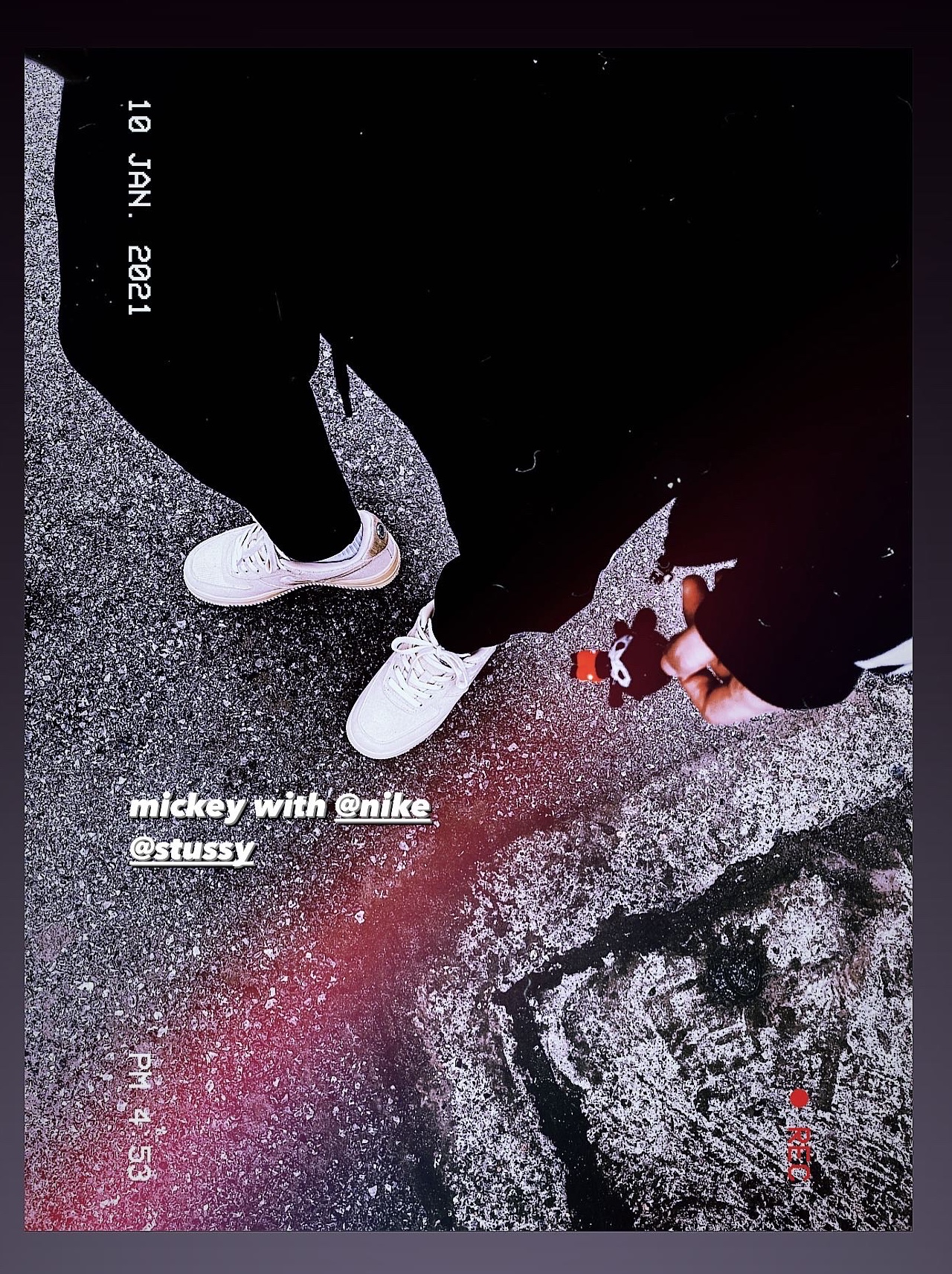 Nike x Stussy Air Force 1 Low Fossil 착용 스타일