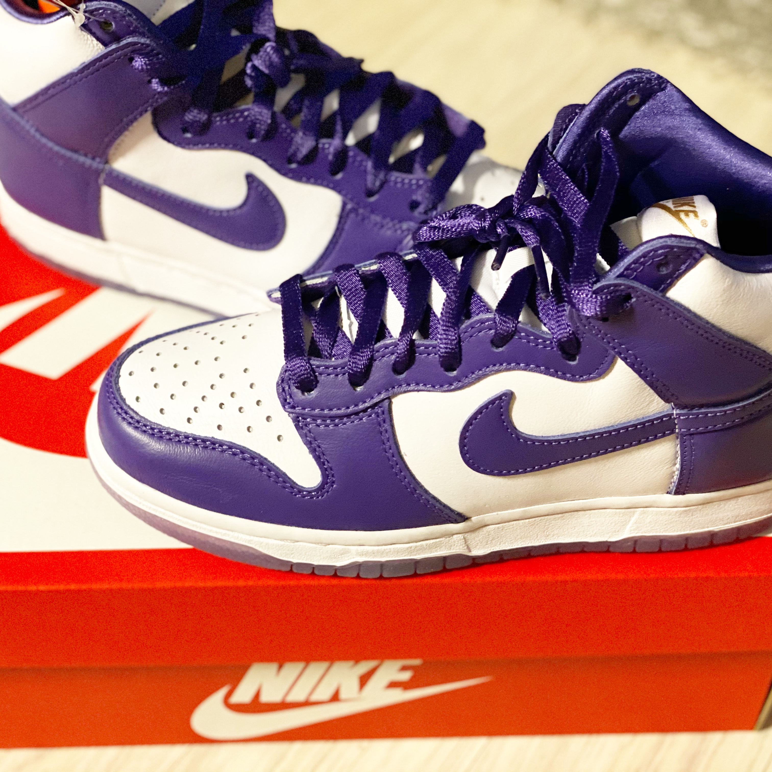 (W) Nike Dunk High SP Varsity Purple 착용 스타일