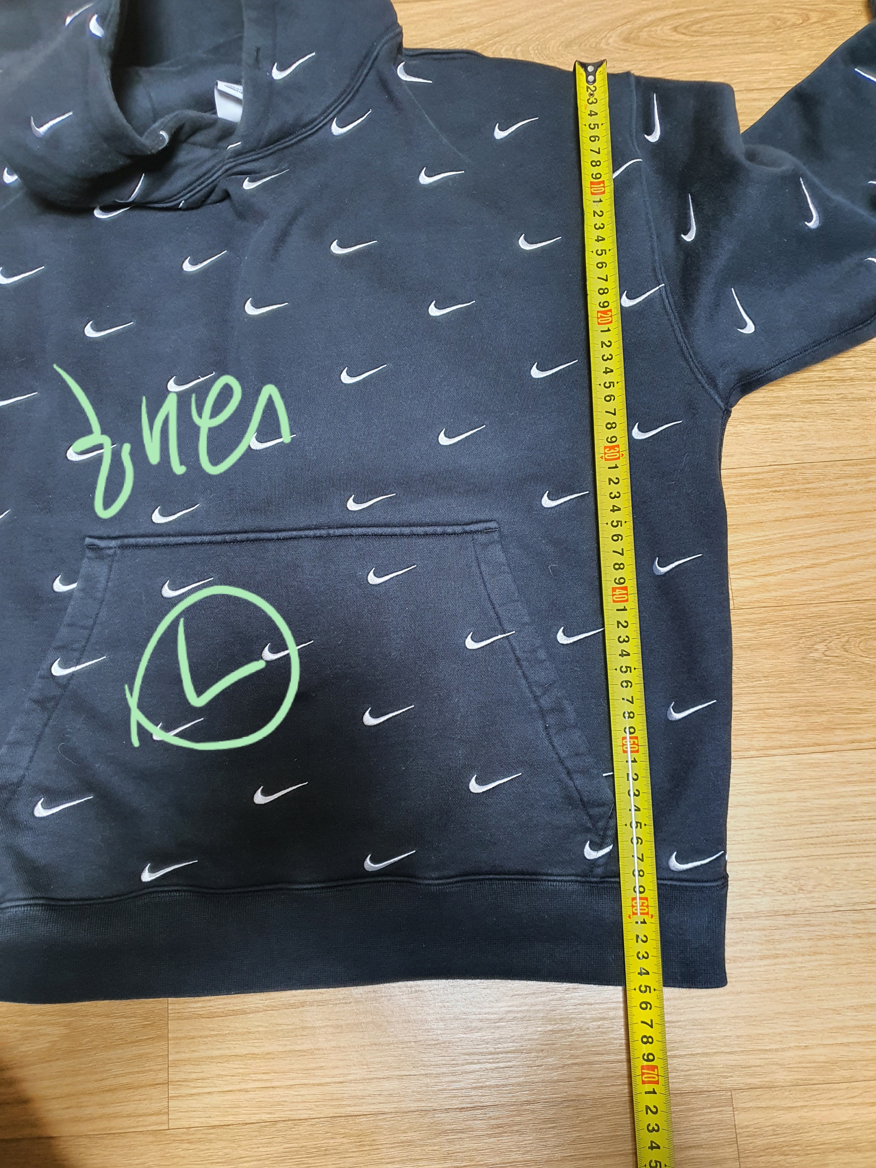 Nike x Drake Nocta Essential Hoodie Black - Asia 착용 스타일 - 3