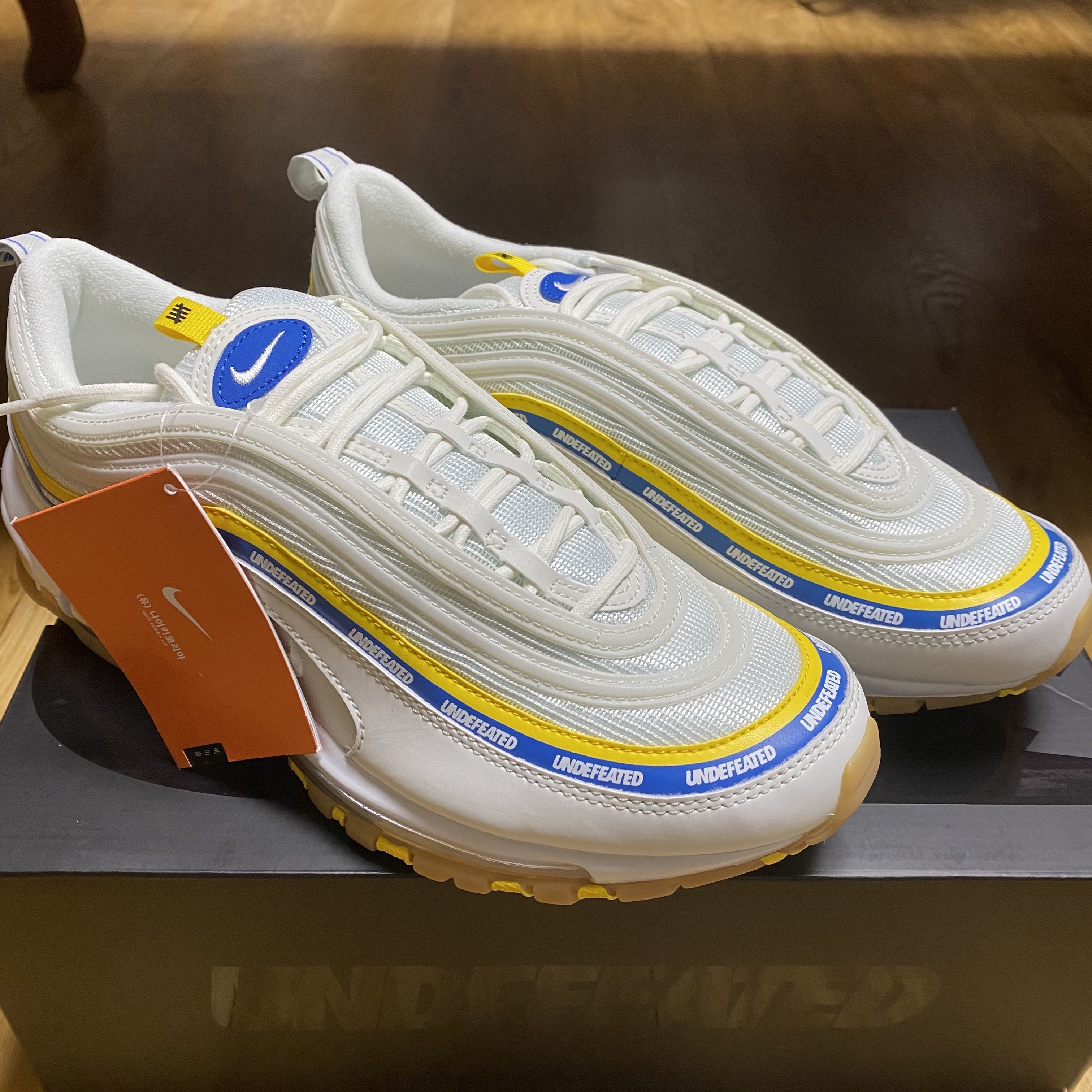 Nike x Undefeated Air Max 97 White 착용 스타일