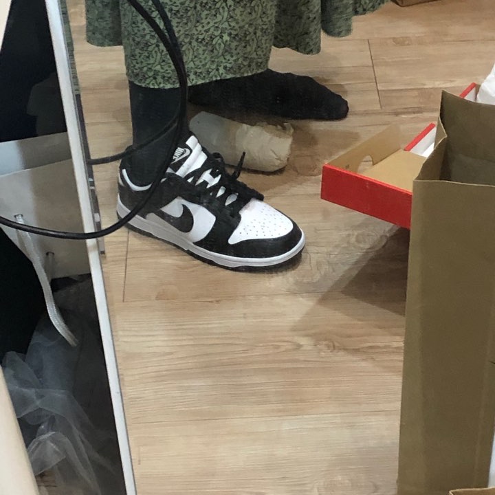 Nike Dunk Low Retro Black 착용 스타일 - 1