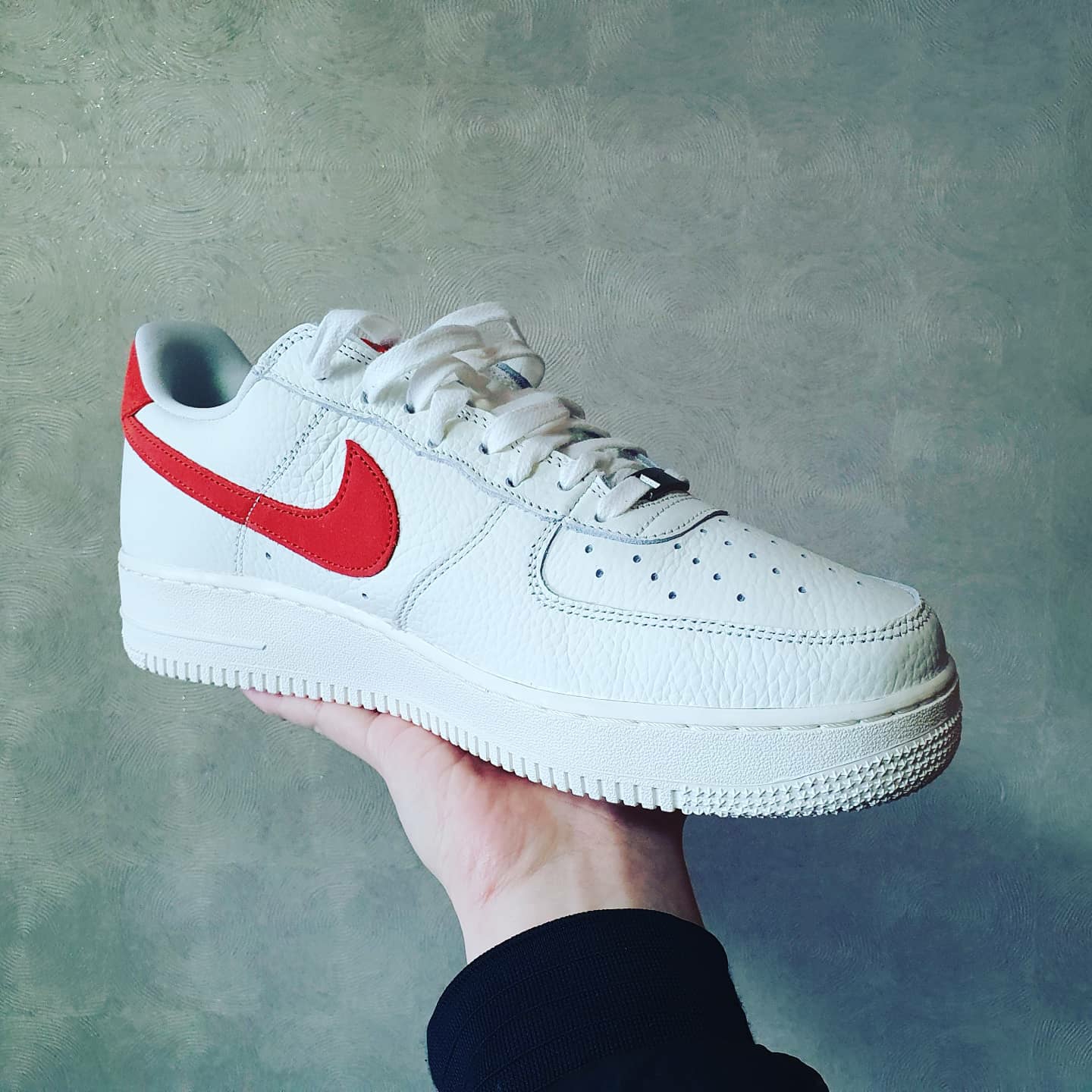 Nike Air Force 1 '07 Craft Mantra Orange 착용 스타일 - 2