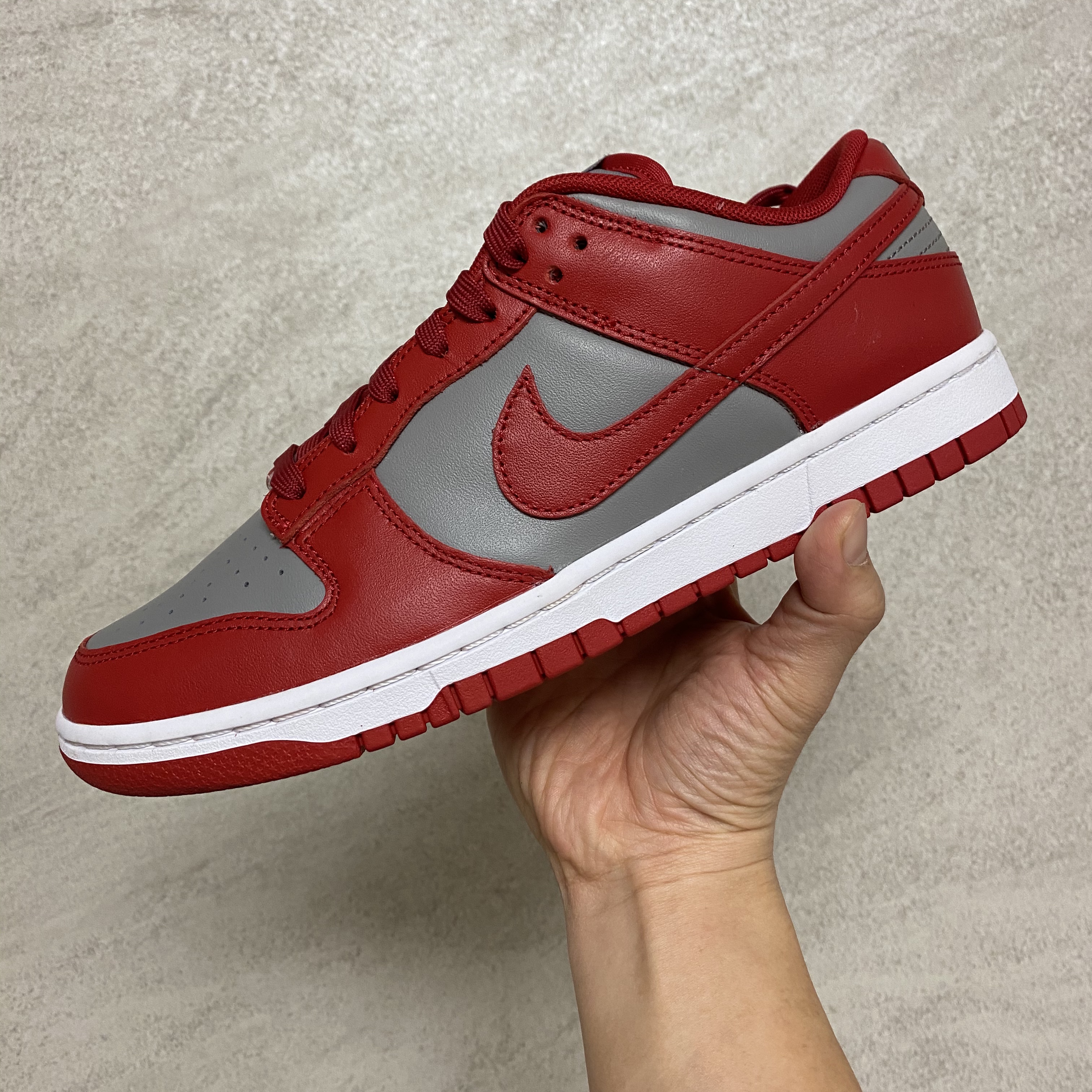Nike Dunk Low Retro Medium Grey 착용 스타일 - 1