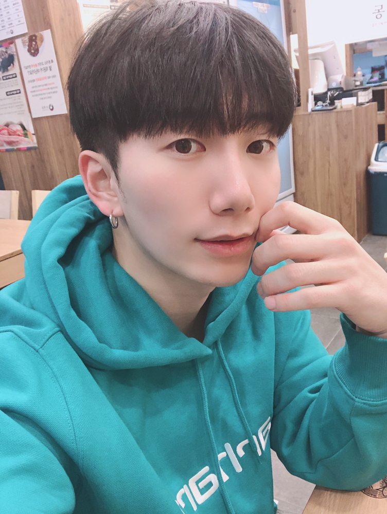 KREAM 프로필 이미지