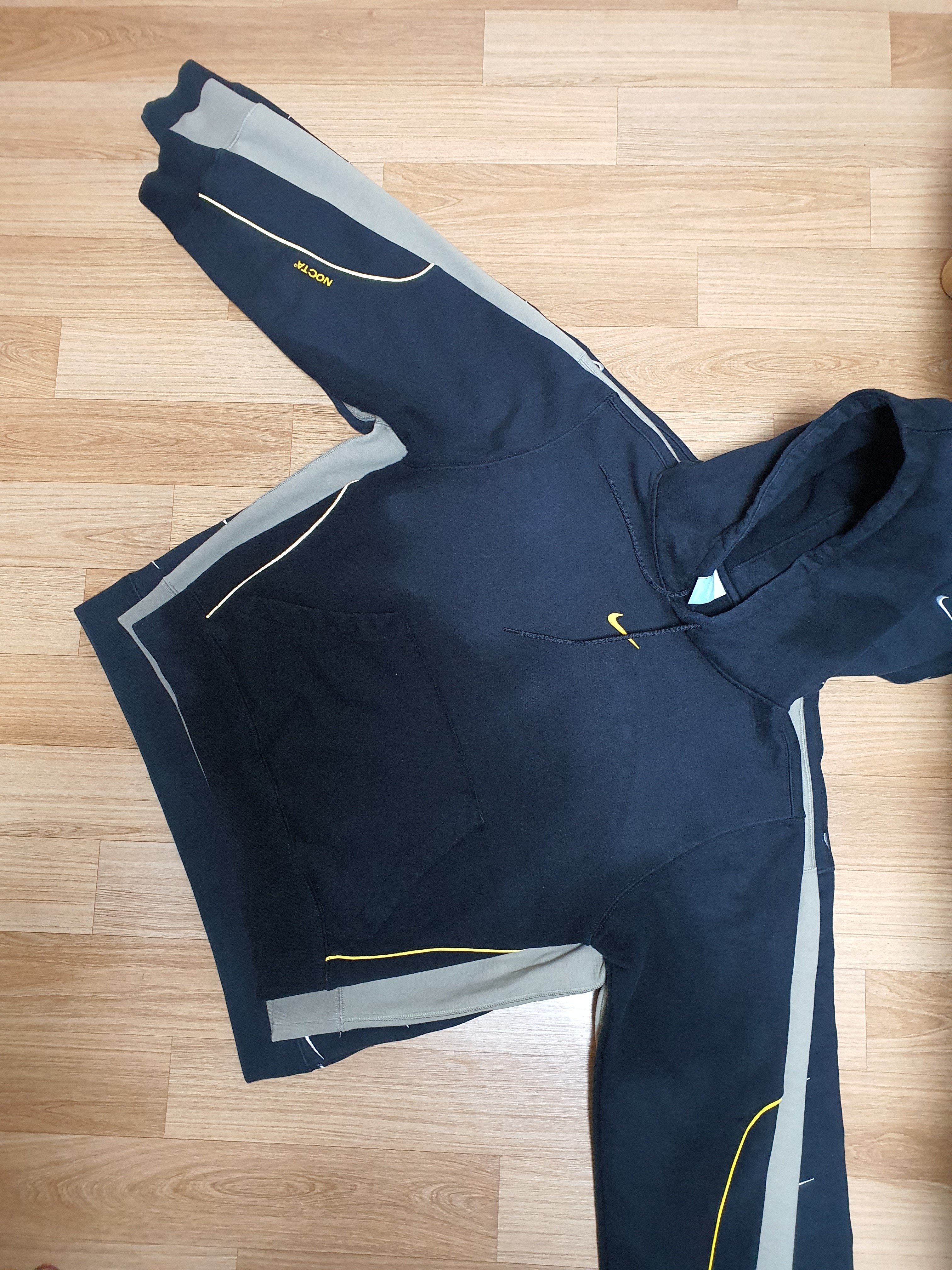 Nike x Drake Nocta Essential Hoodie Black - Asia 착용 스타일 - 5