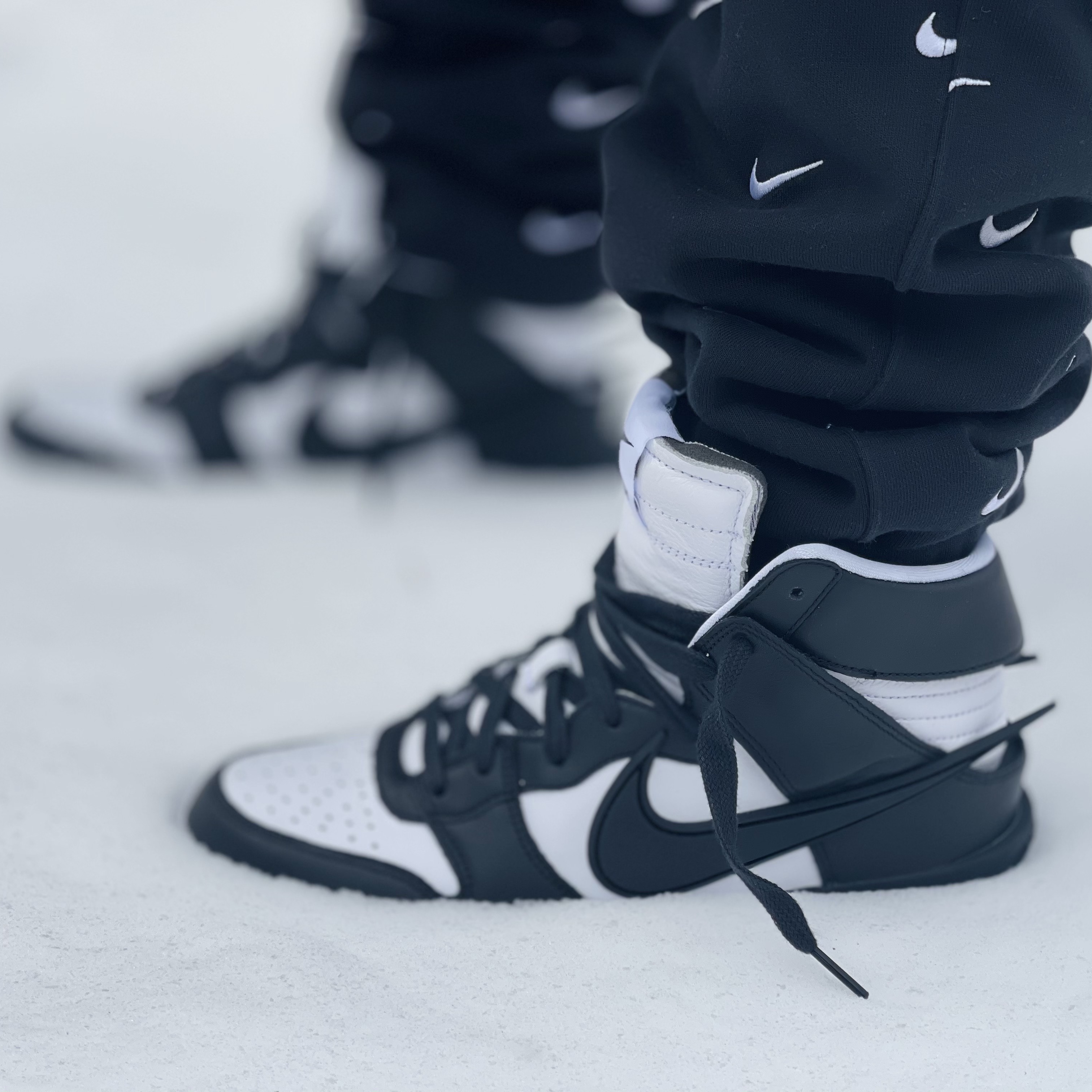 Nike x Ambush Dunk High Black 착용 스타일