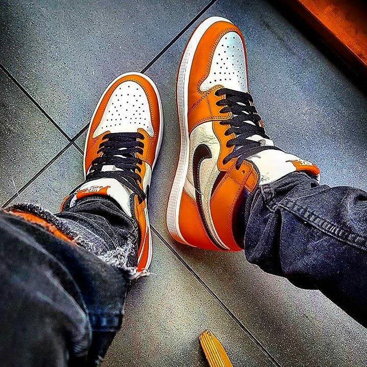 Jordan 1 Retro High OG Reverse Shattered Backboard 착용 스타일