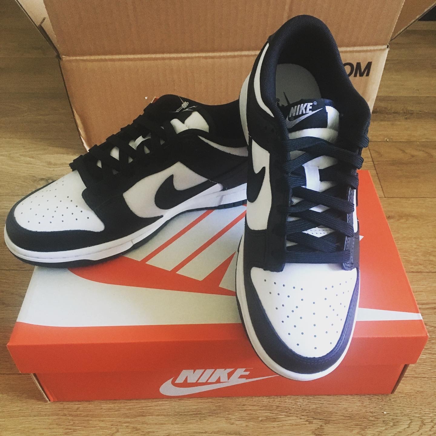 Nike Dunk Low Retro Black 착용 스타일 - 1